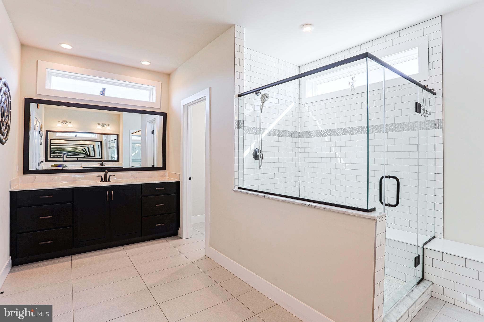 RESERVE AT CENTER SQUARE - Residential