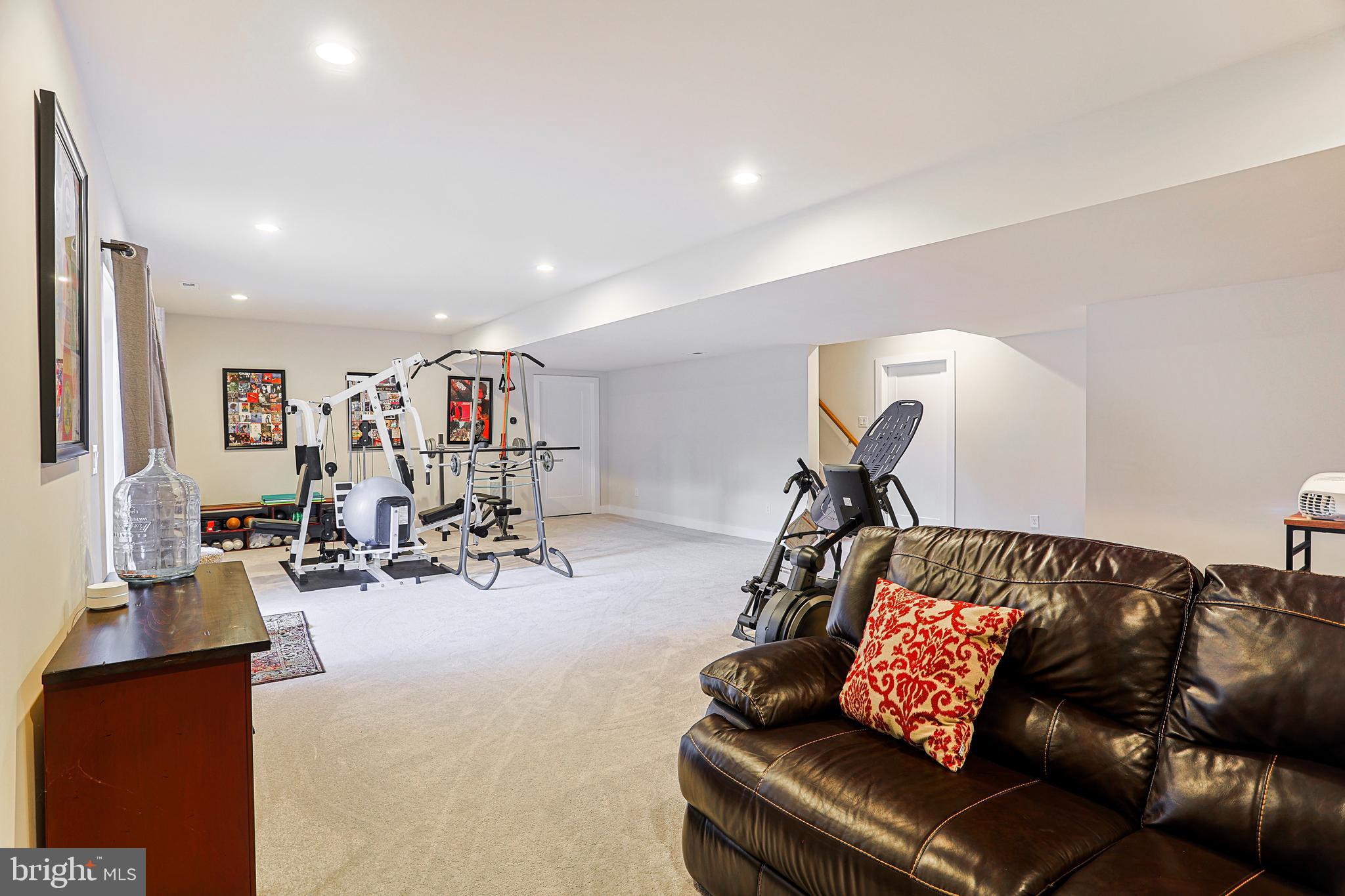 RESERVE AT CENTER SQUARE - Residential