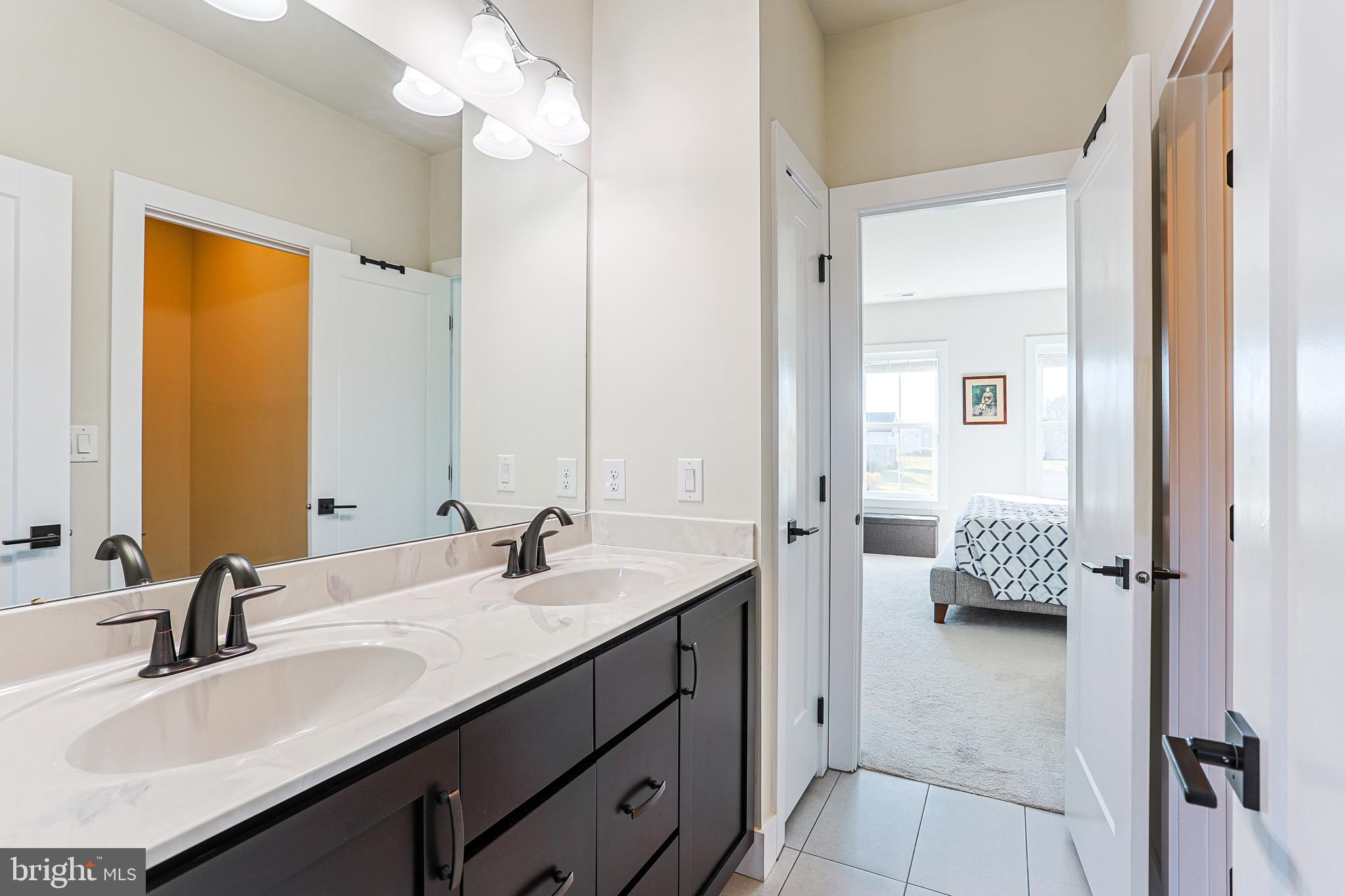 RESERVE AT CENTER SQUARE - Residential