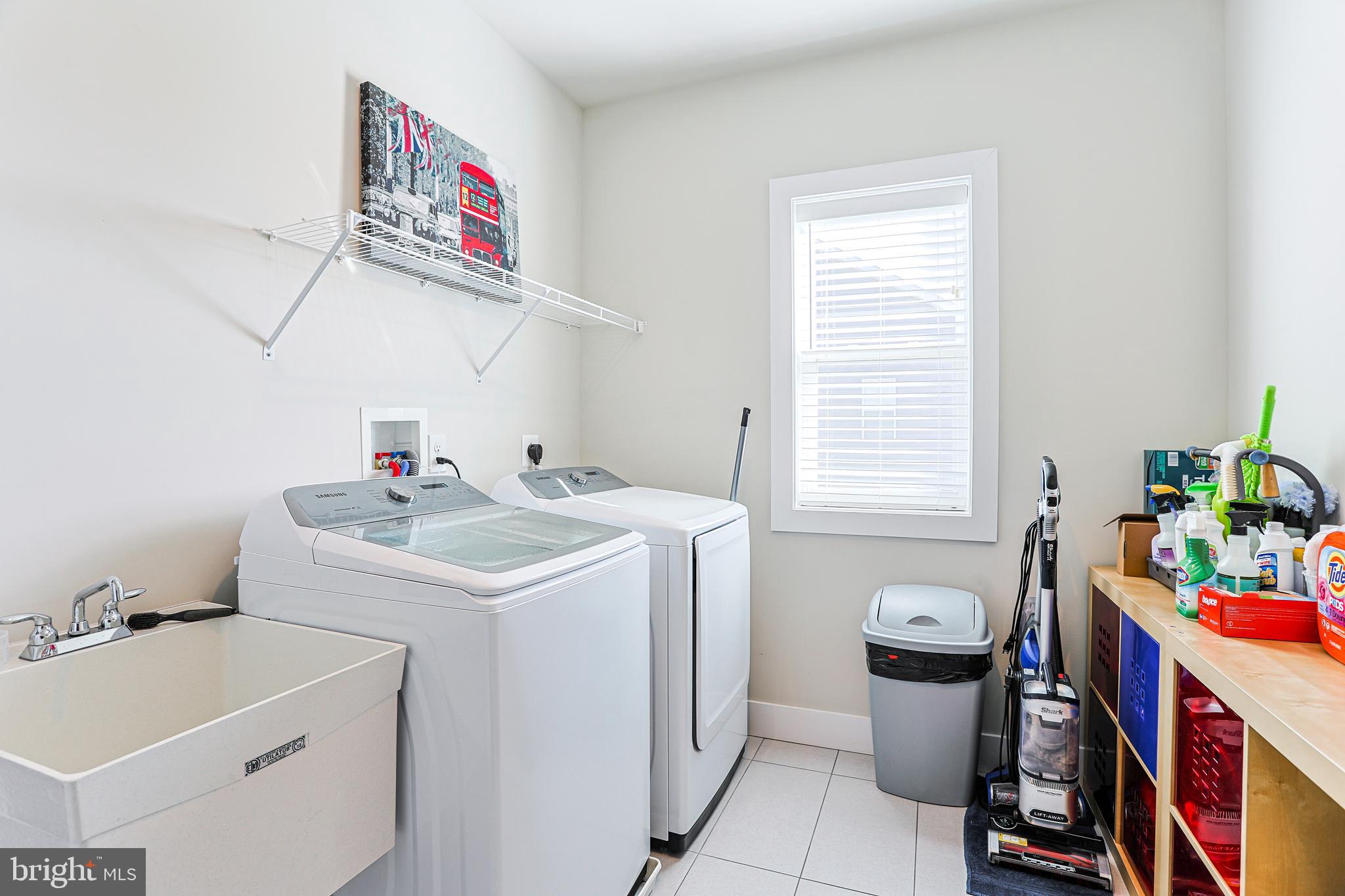 RESERVE AT CENTER SQUARE - Residential