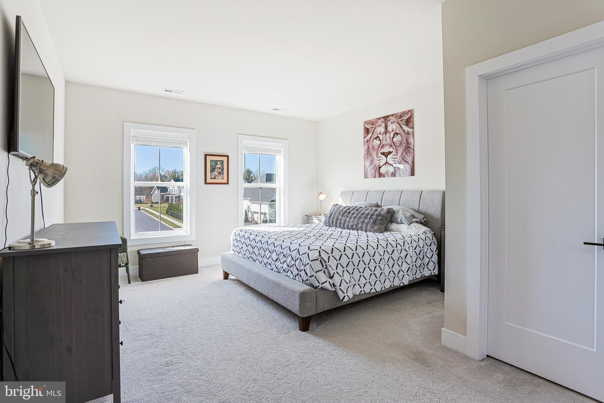 RESERVE AT CENTER SQUARE - Residential