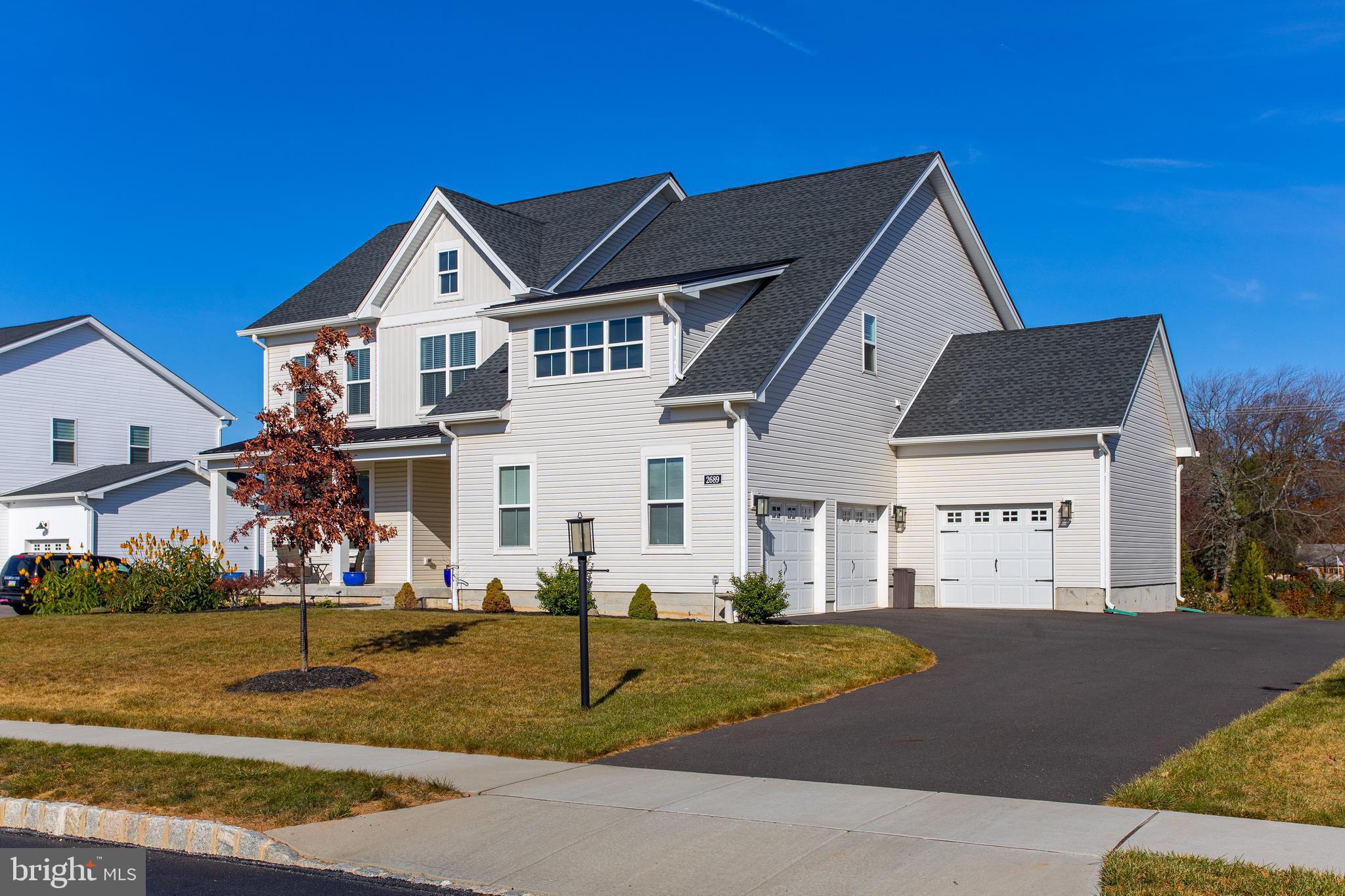 RESERVE AT CENTER SQUARE - Residential