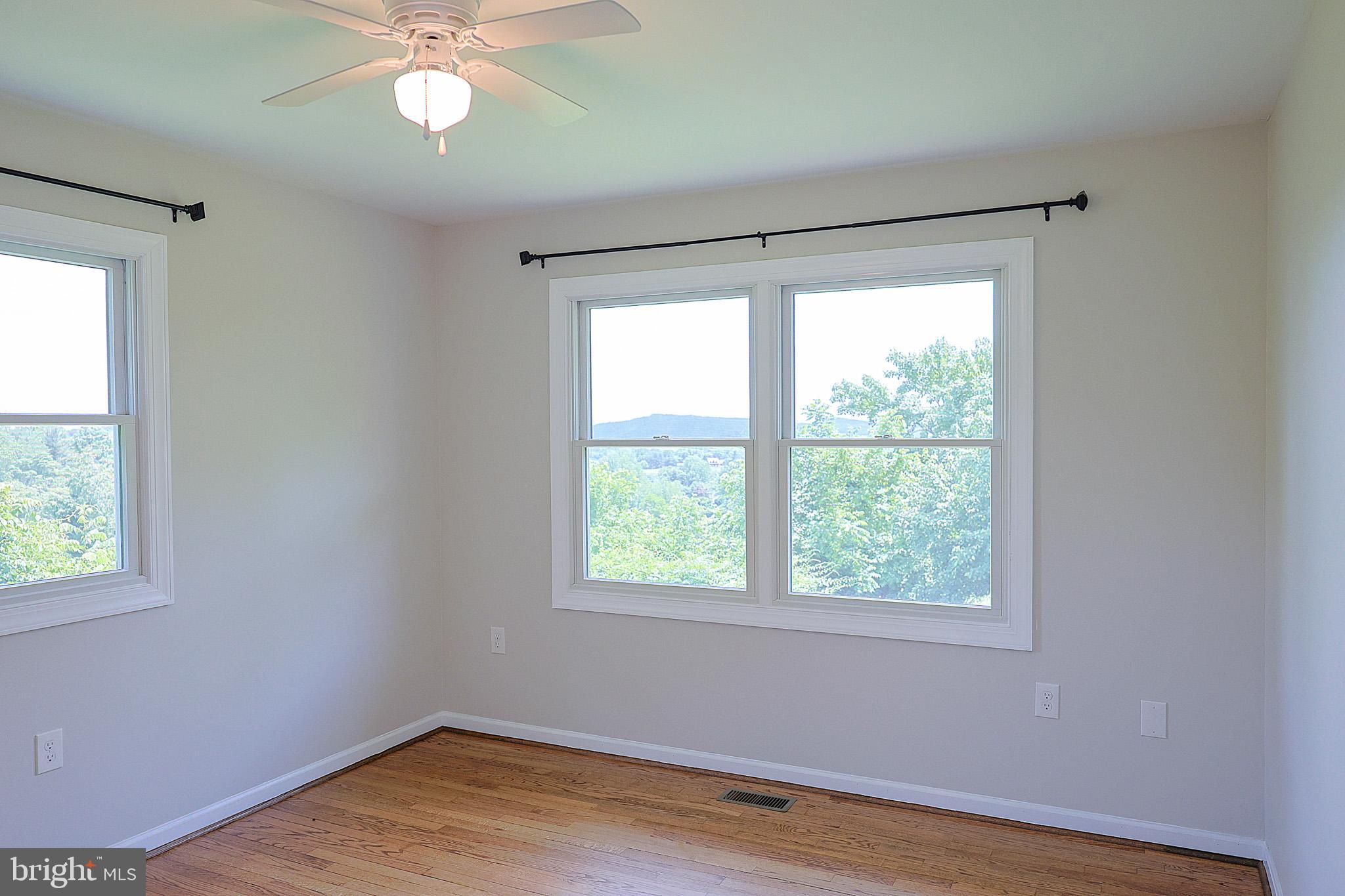 OVENTOP MOUNTAIN - Residential