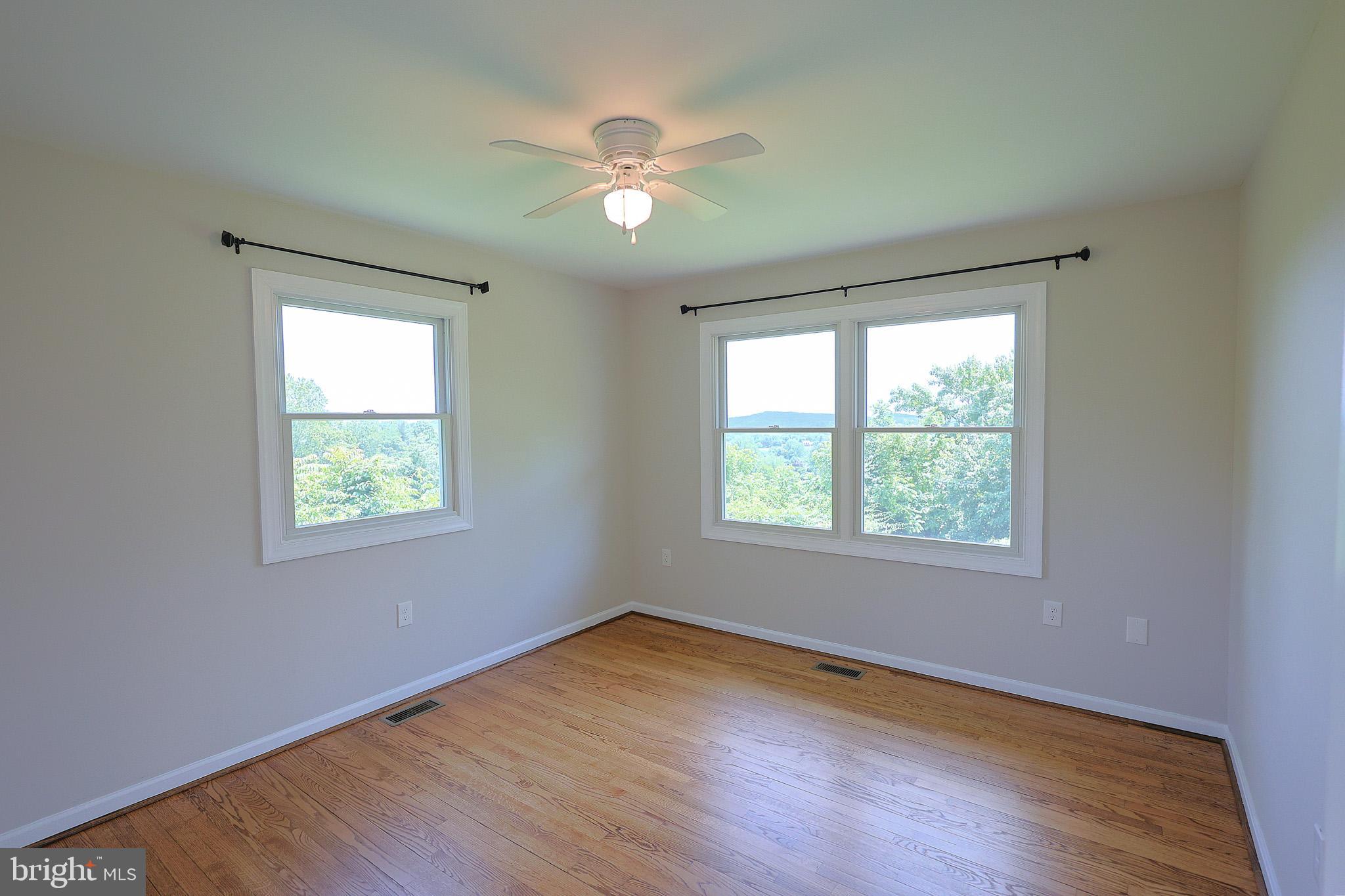 OVENTOP MOUNTAIN - Residential