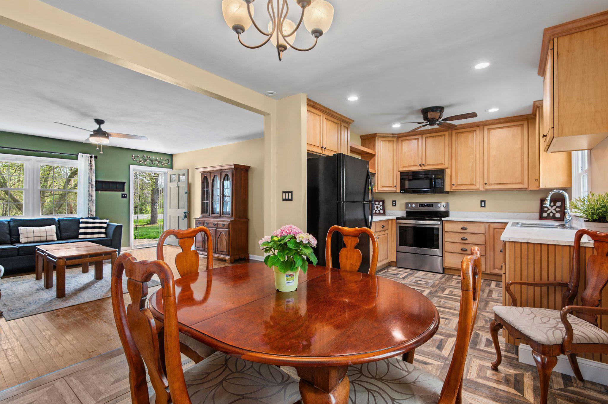 GLENMOORE - Residential