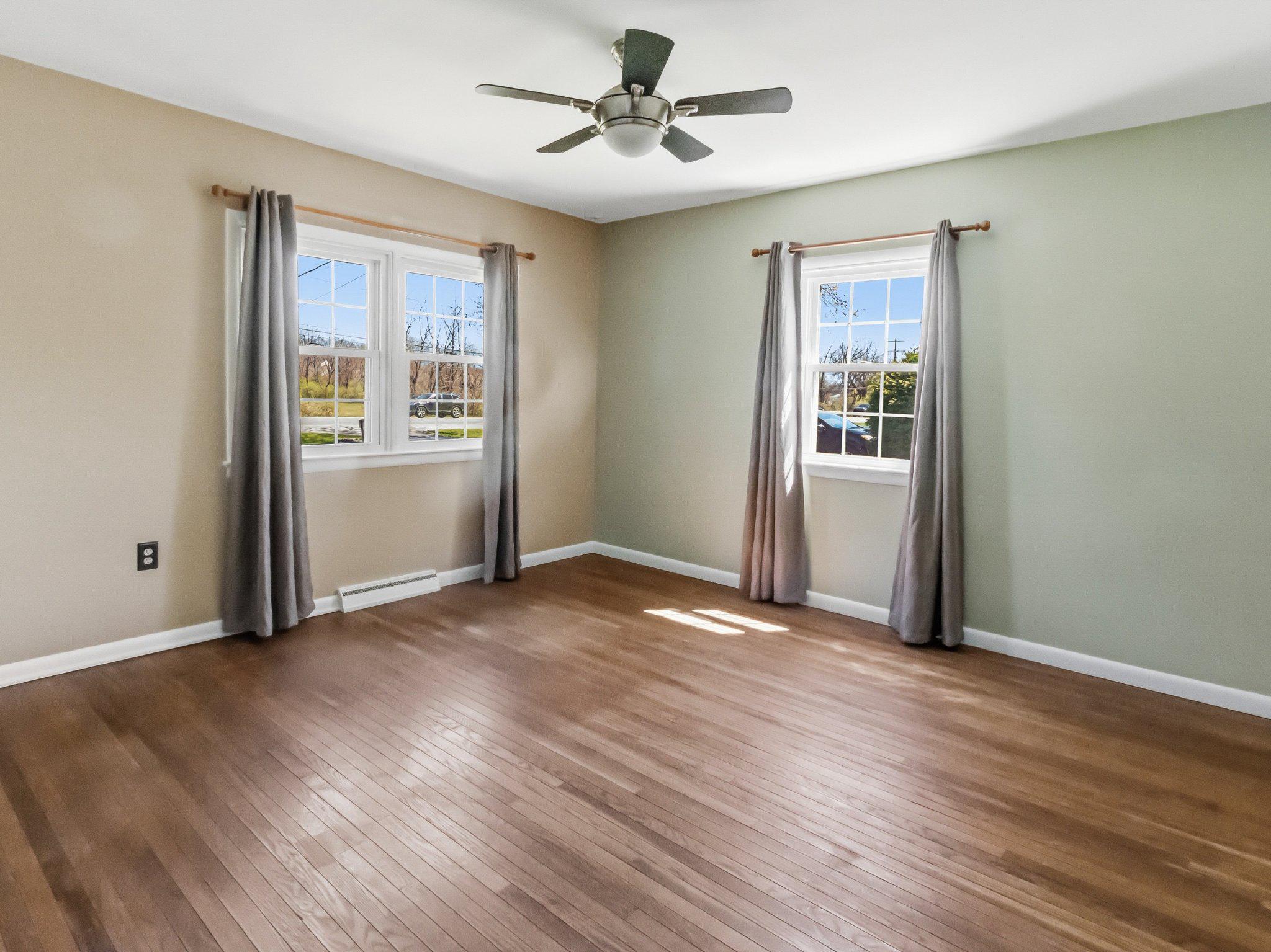 GLENMOORE - Residential