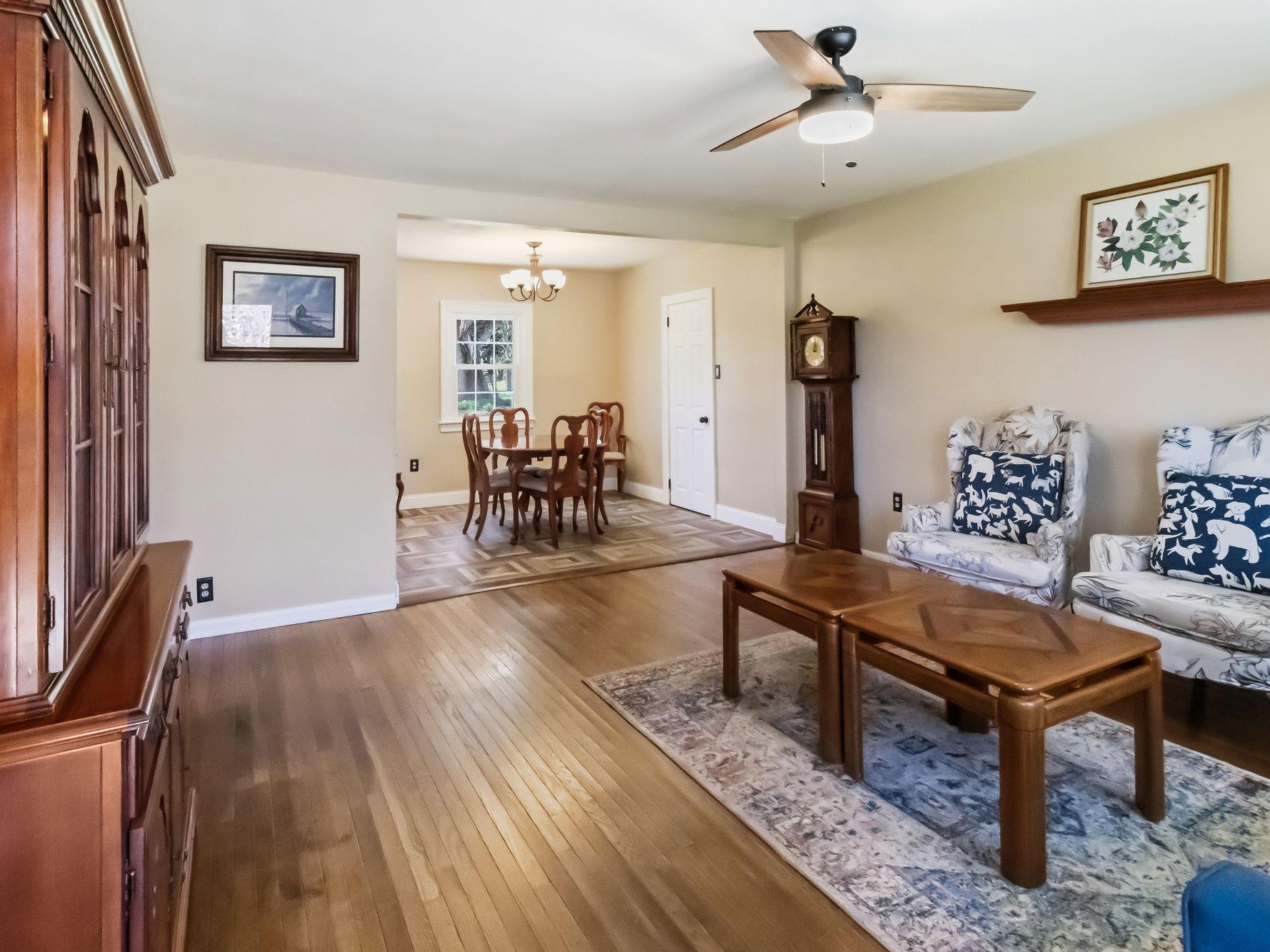 GLENMOORE - Residential