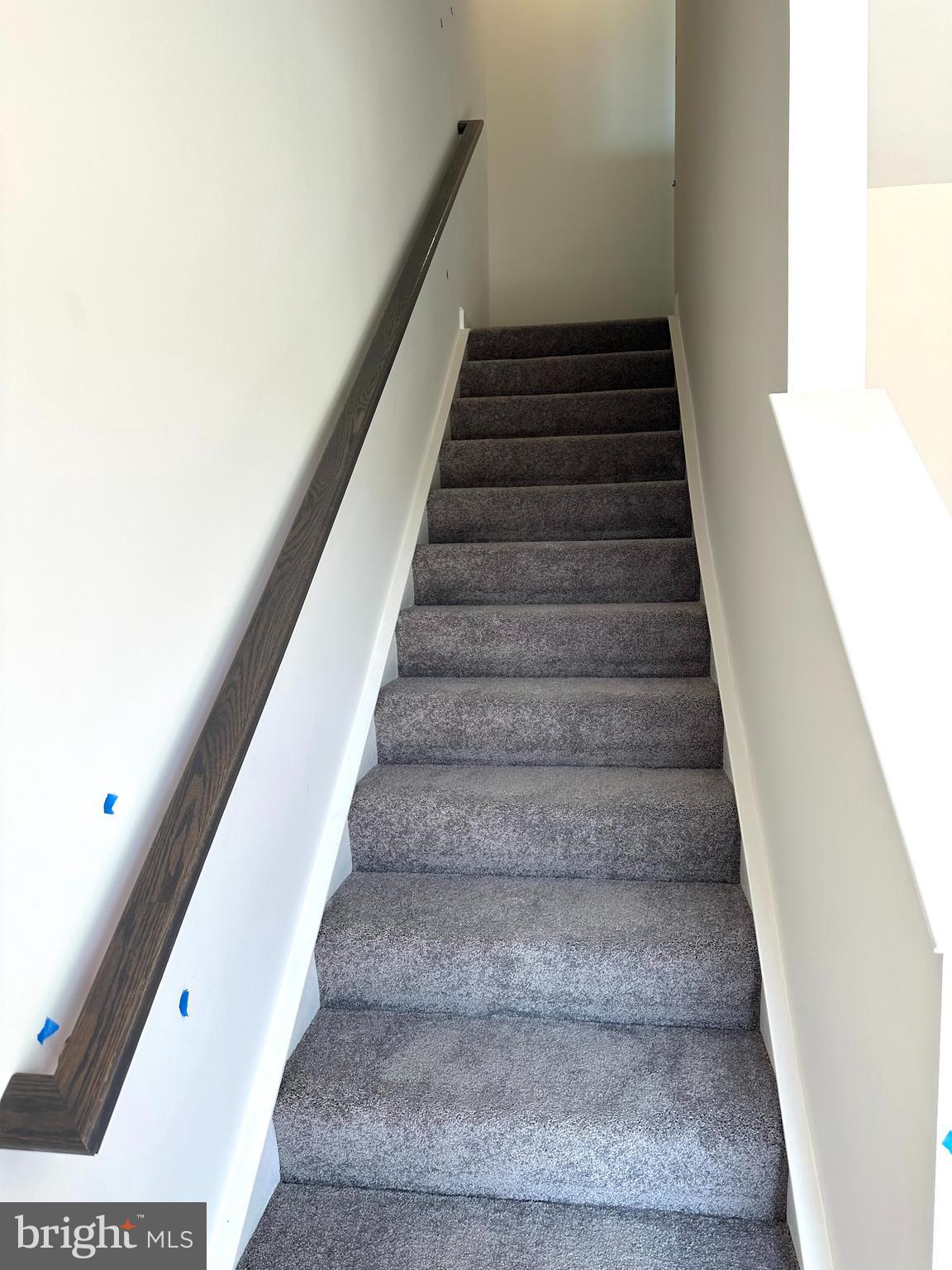 RED CLOVER MEADOWS - Residential Lease