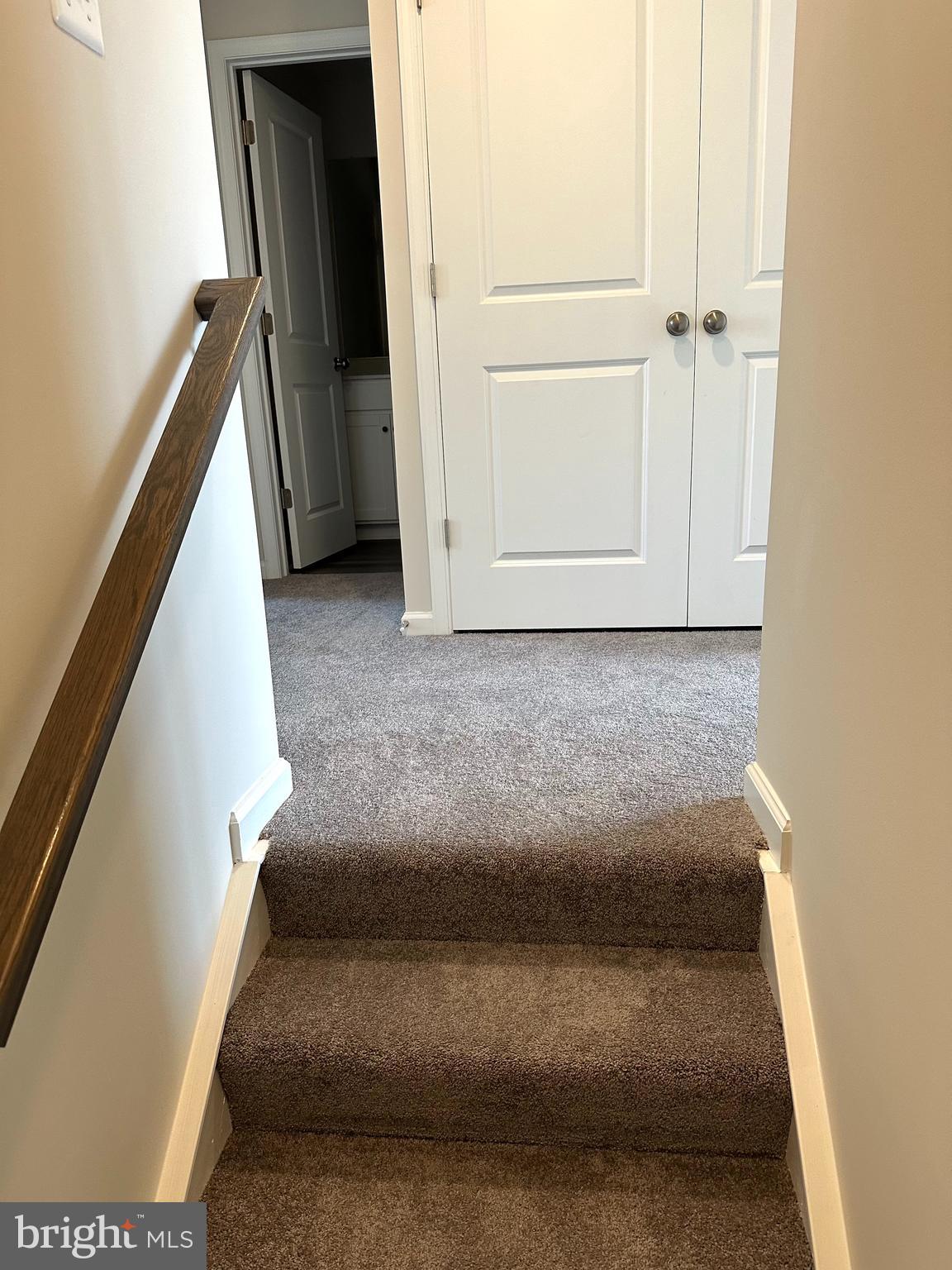 RED CLOVER MEADOWS - Residential Lease