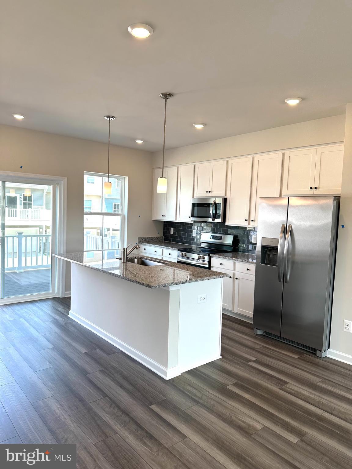 RED CLOVER MEADOWS - Residential Lease