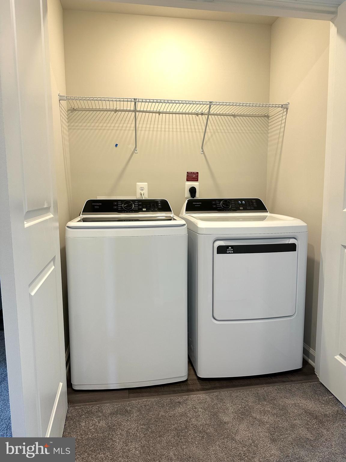 RED CLOVER MEADOWS - Residential Lease