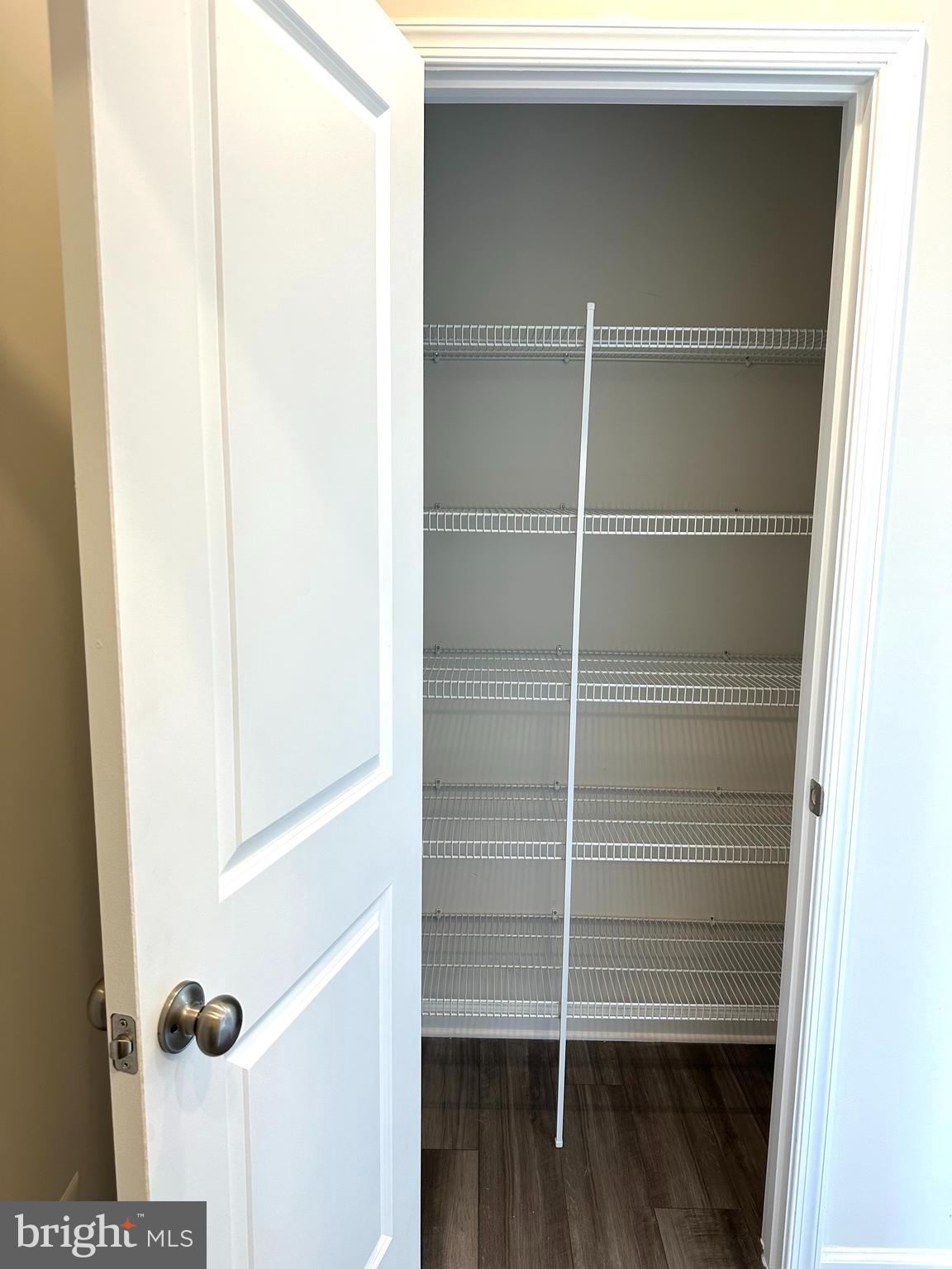 RED CLOVER MEADOWS - Residential Lease