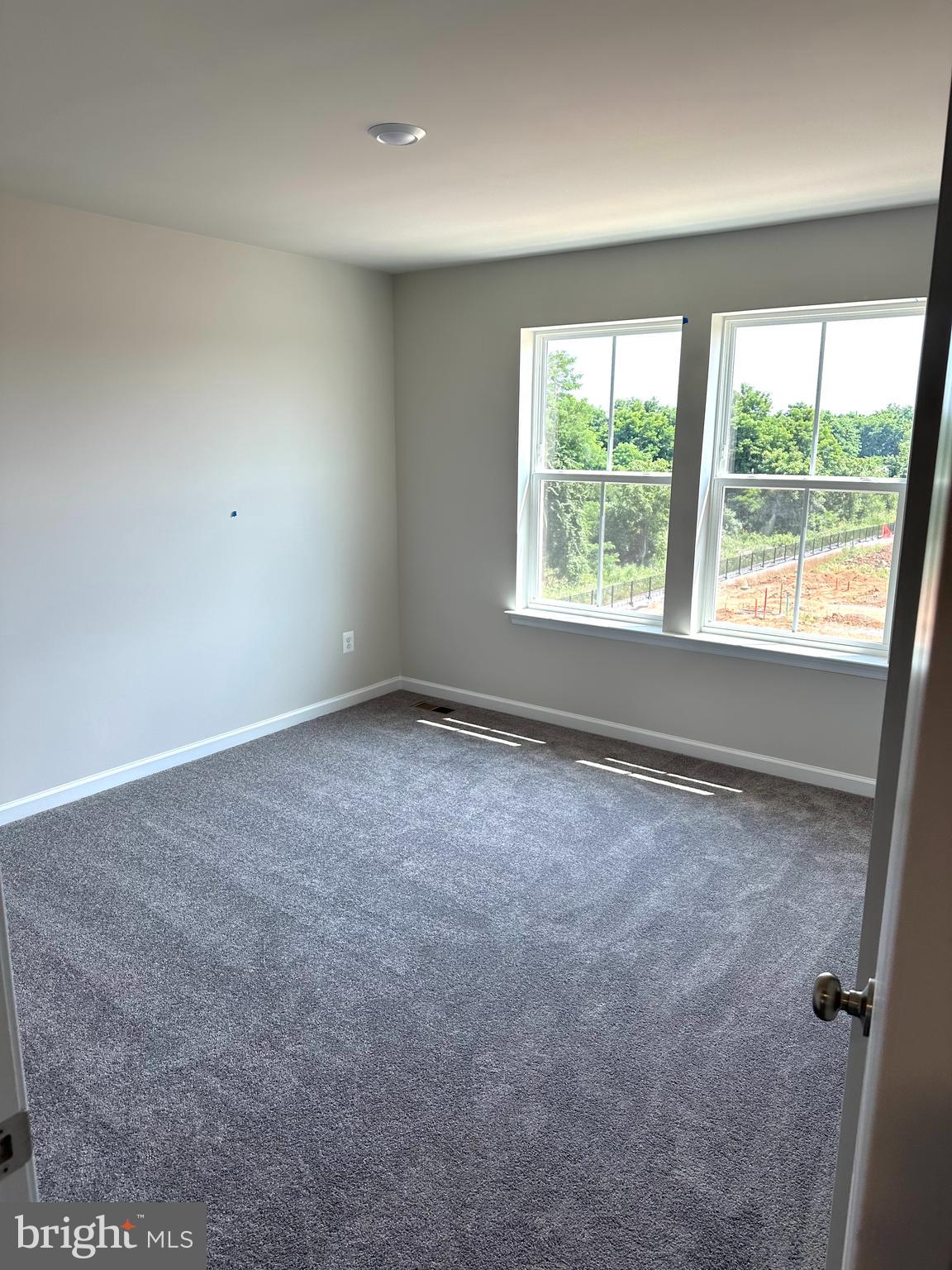 RED CLOVER MEADOWS - Residential Lease