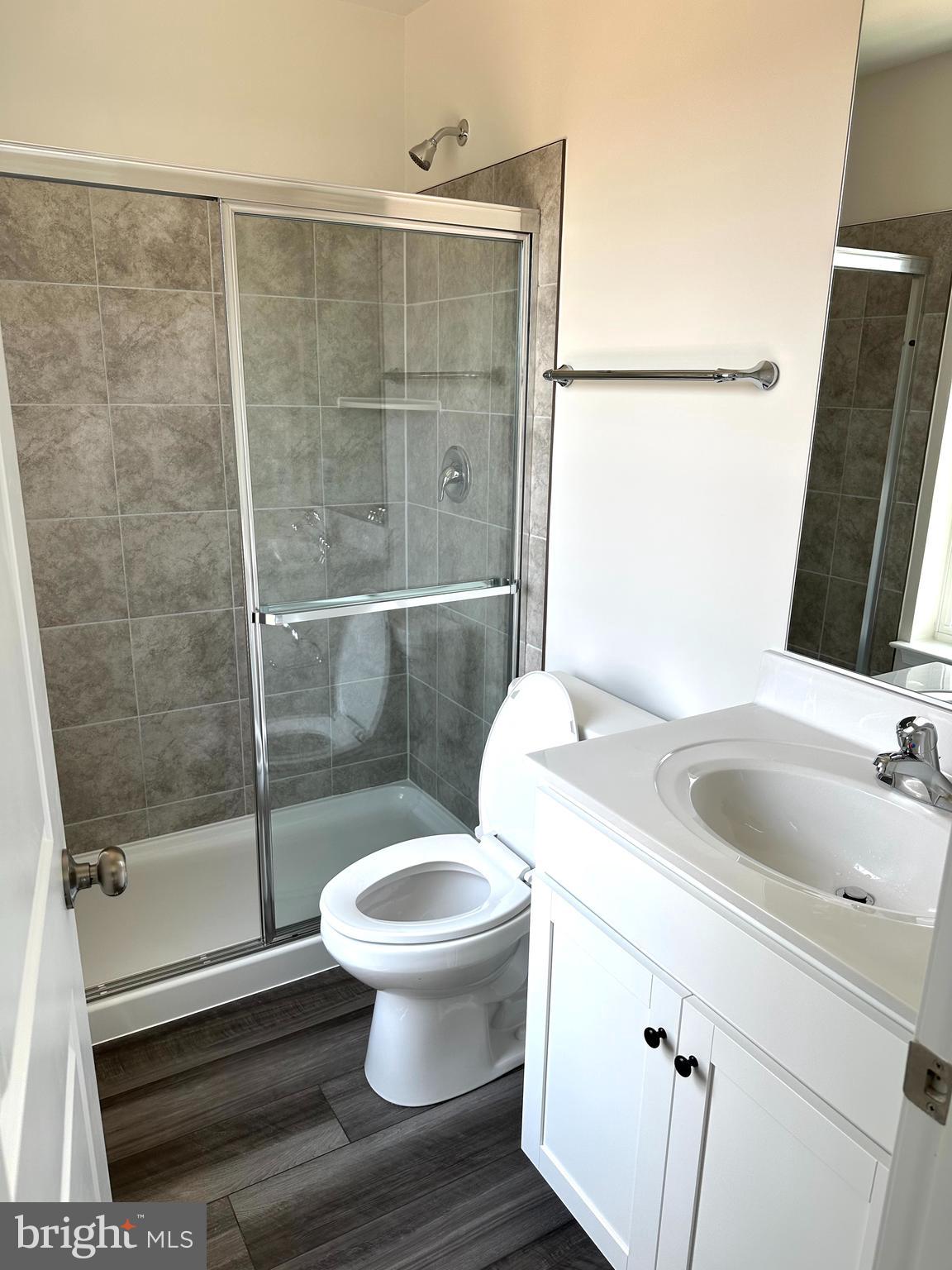 RED CLOVER MEADOWS - Residential Lease