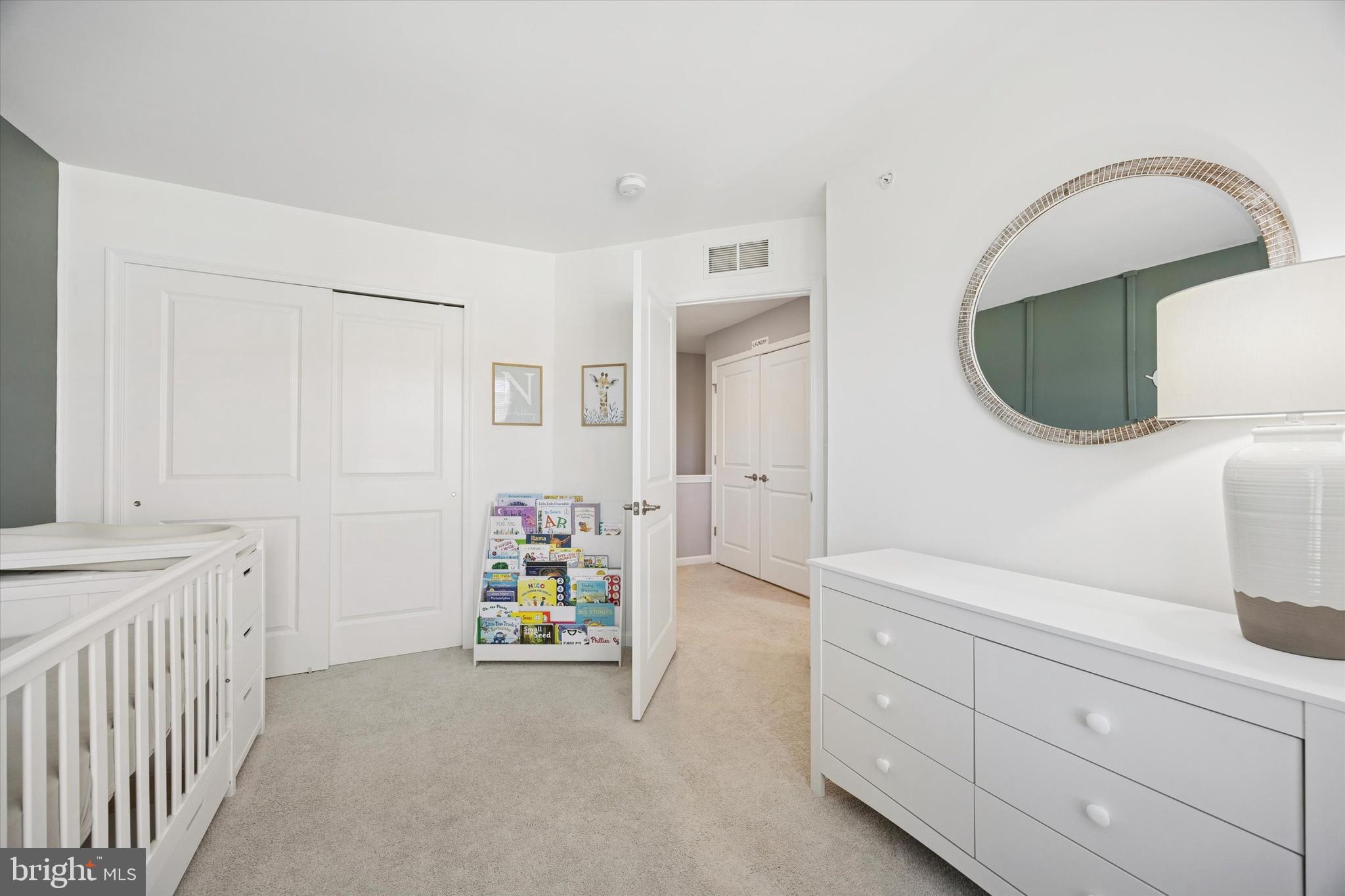 EDGEWATER - Residential