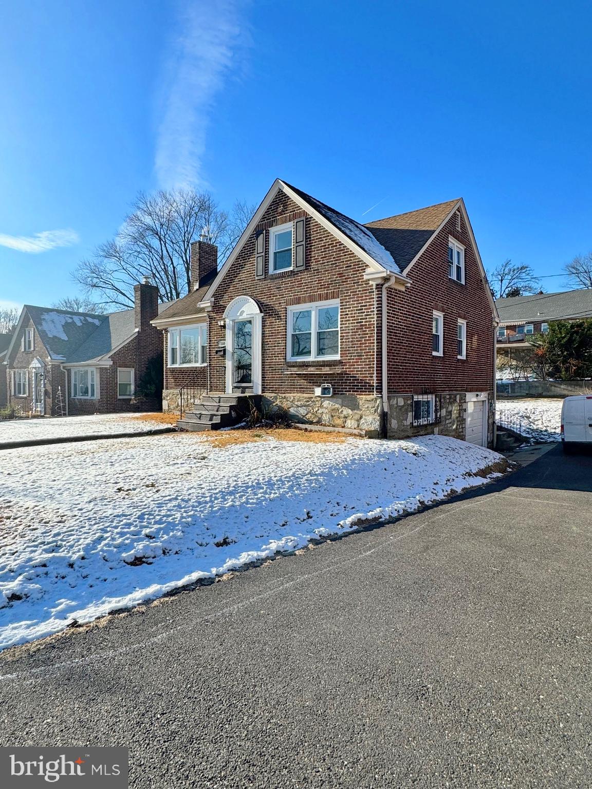 FOX CHASE - Residential