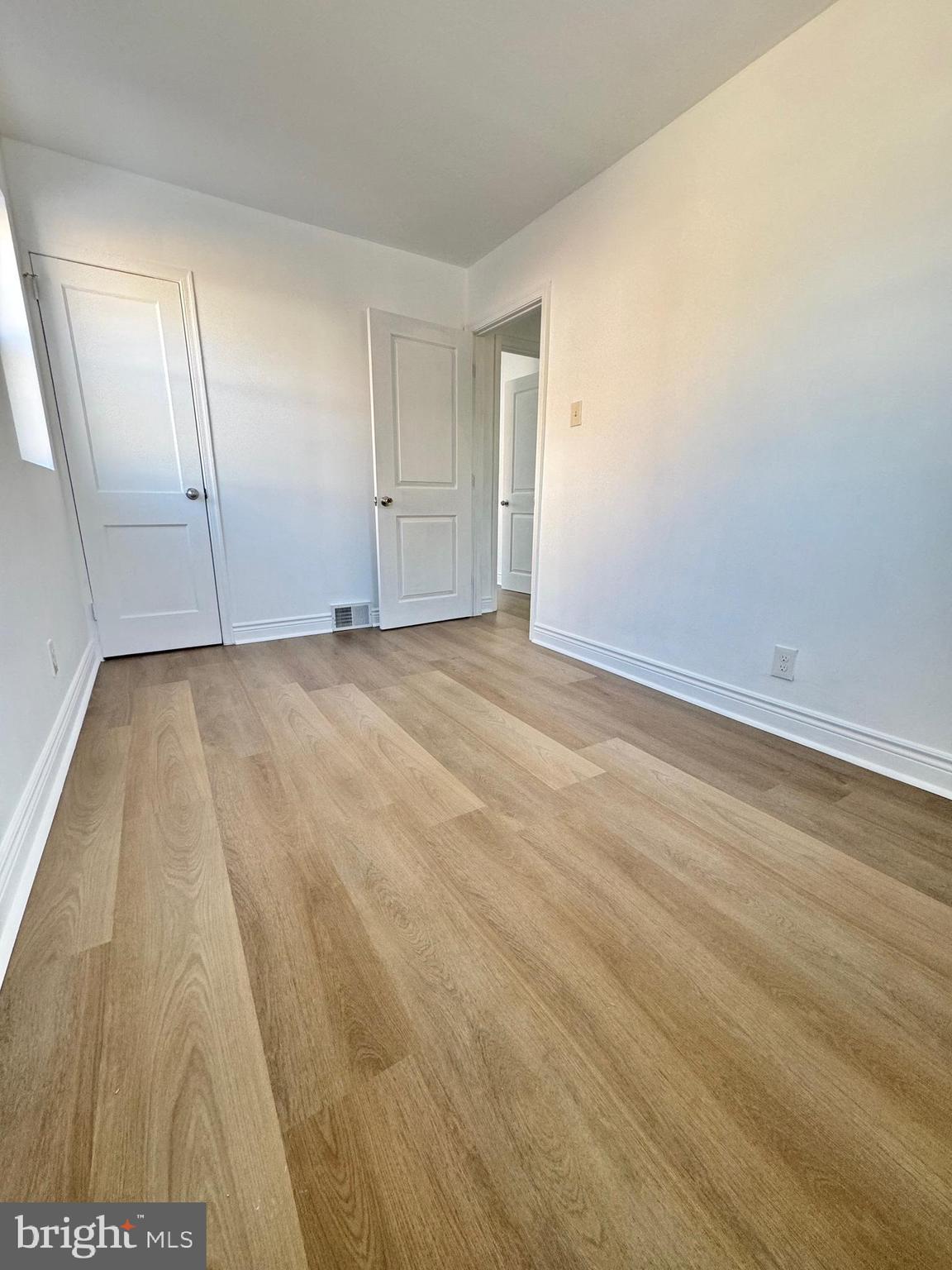 FOX CHASE - Residential