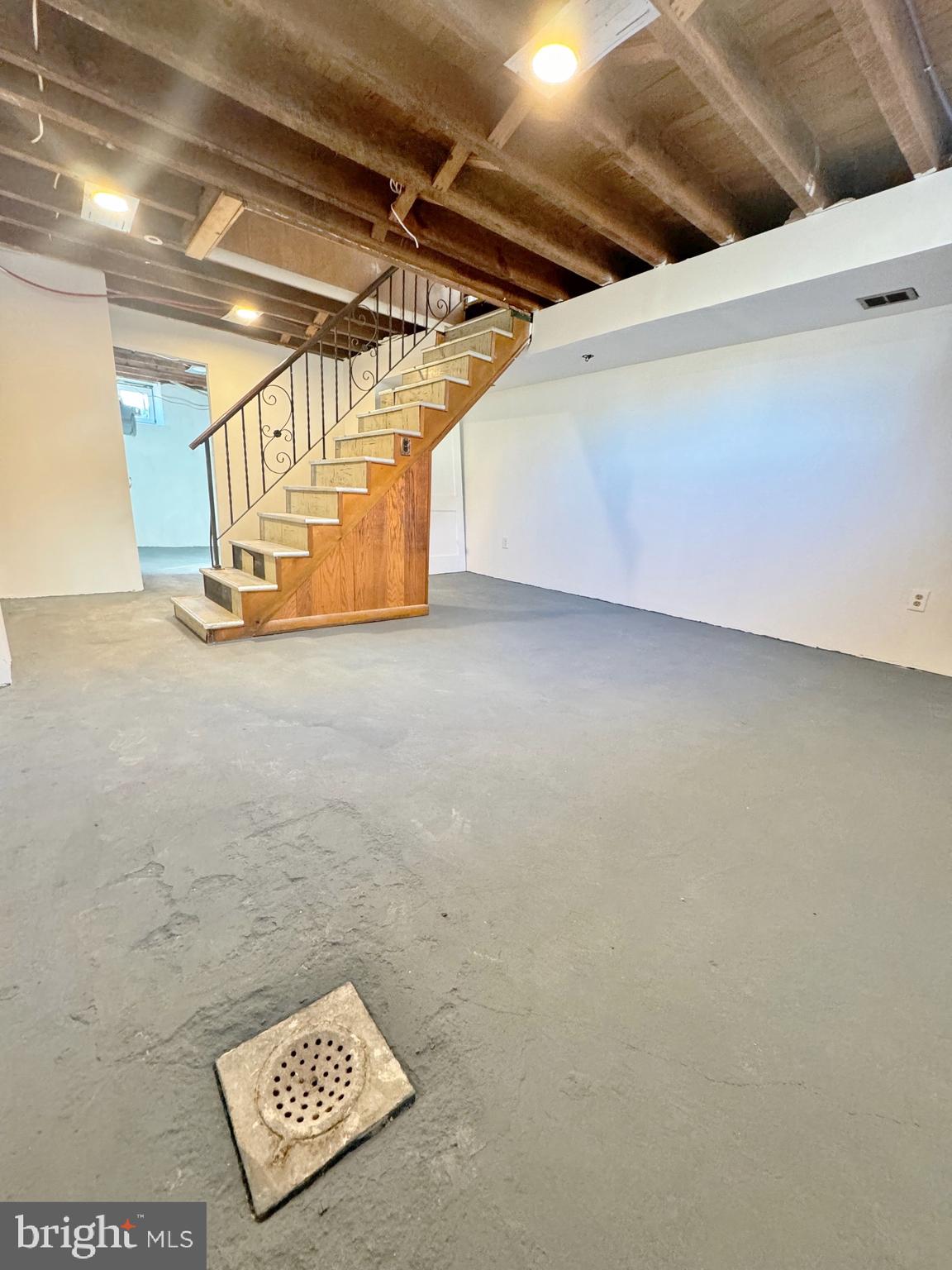 FOX CHASE - Residential