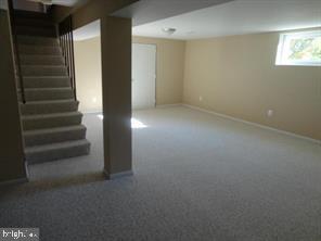 COUNTRY CLUB - Residential Lease