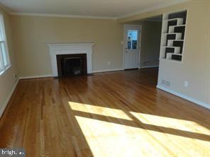 COUNTRY CLUB - Residential Lease