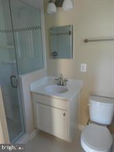 COUNTRY CLUB - Residential Lease