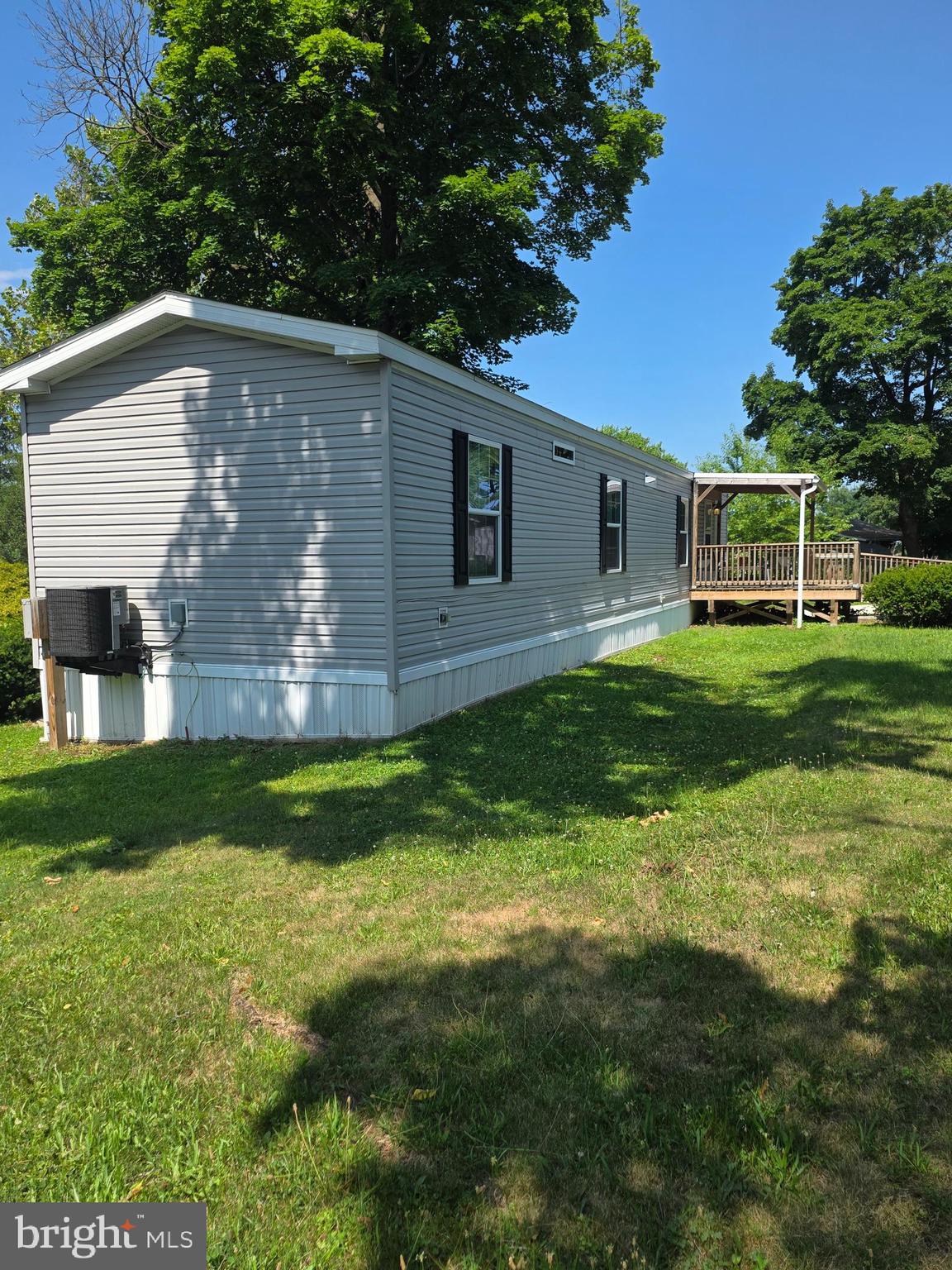 860 LATSHAW ROAD
