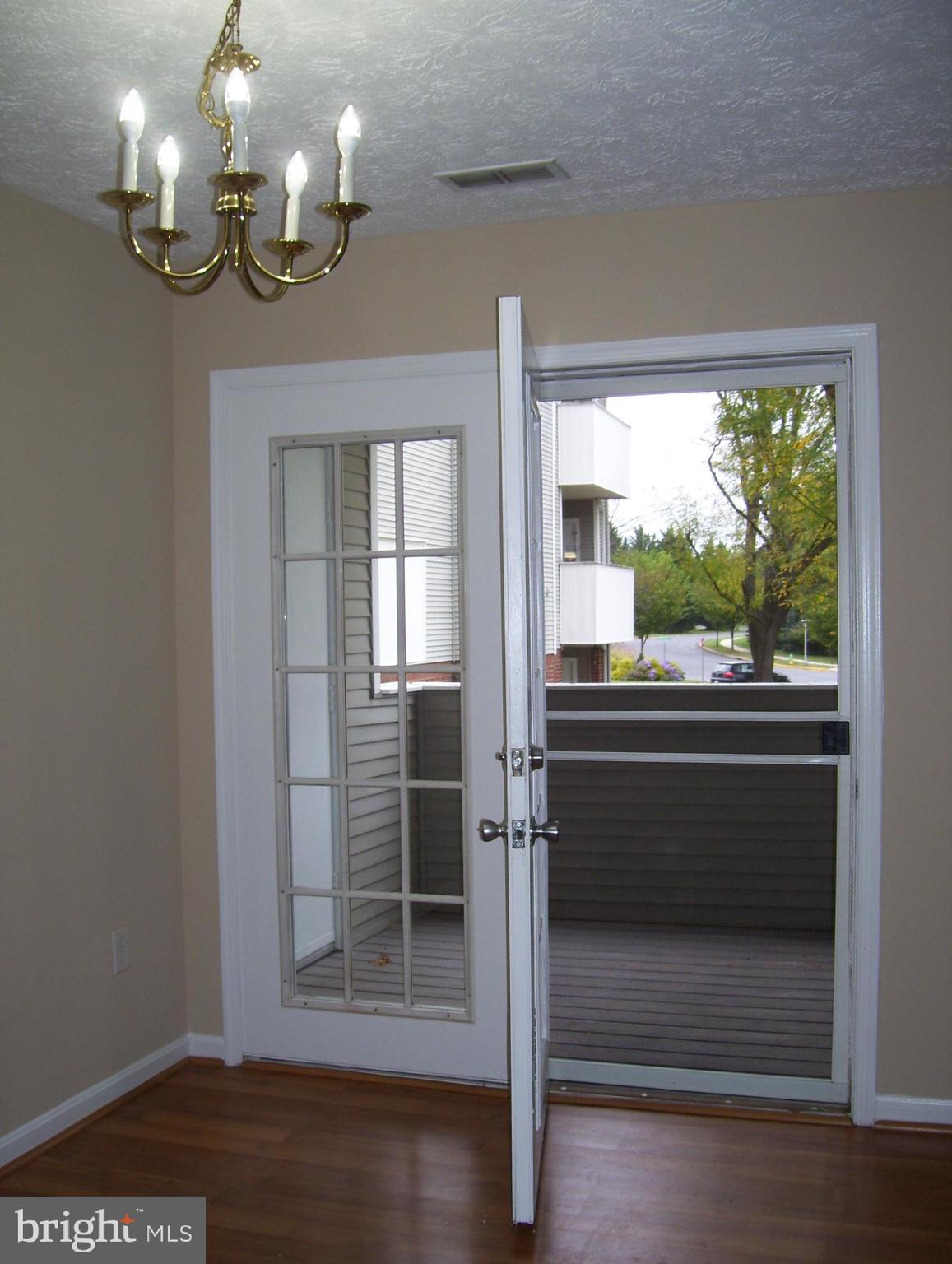 OLD FARM STATION - Residential Lease