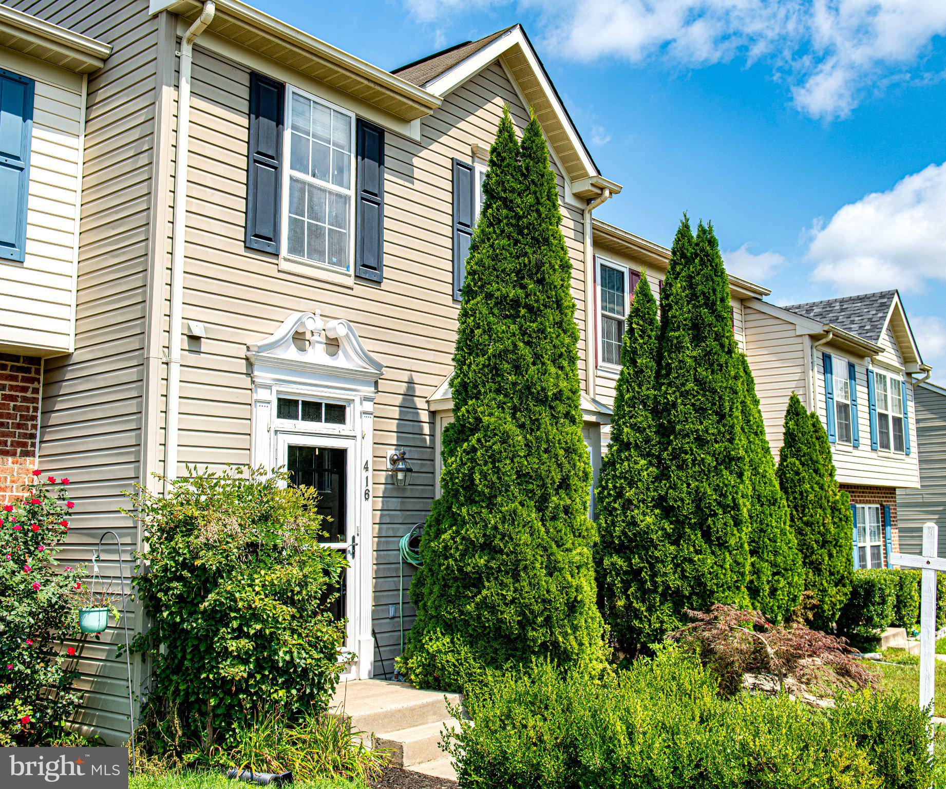 416 MAYAPPLE COURT