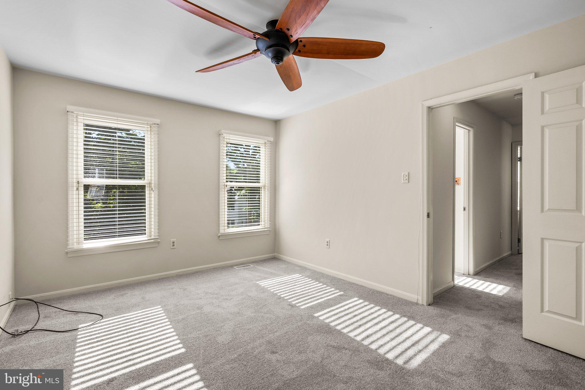 KEMP MILL - Residential