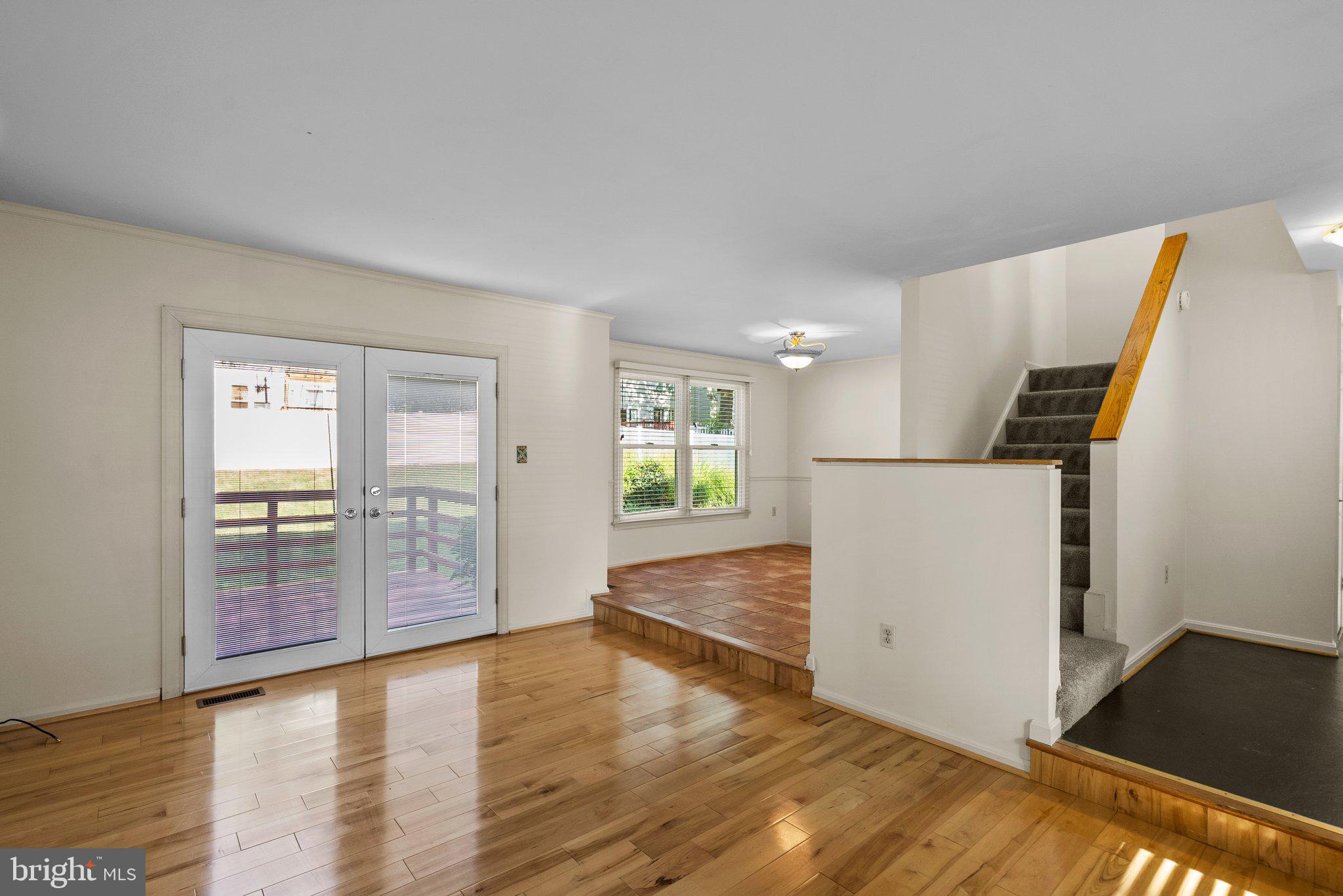 KEMP MILL - Residential