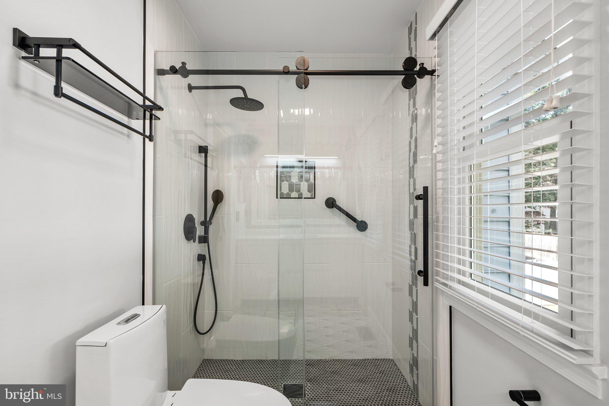 KEMP MILL - Residential