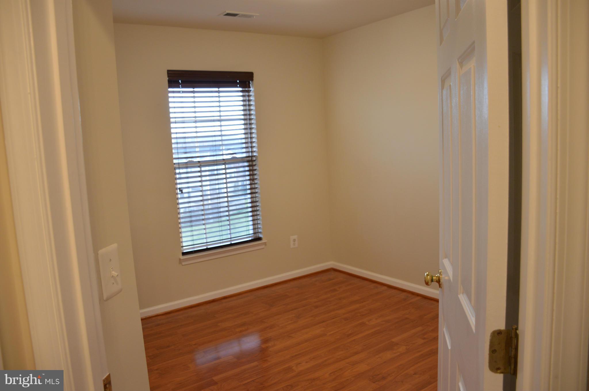 RIVERSIDE STATION - Residential Lease