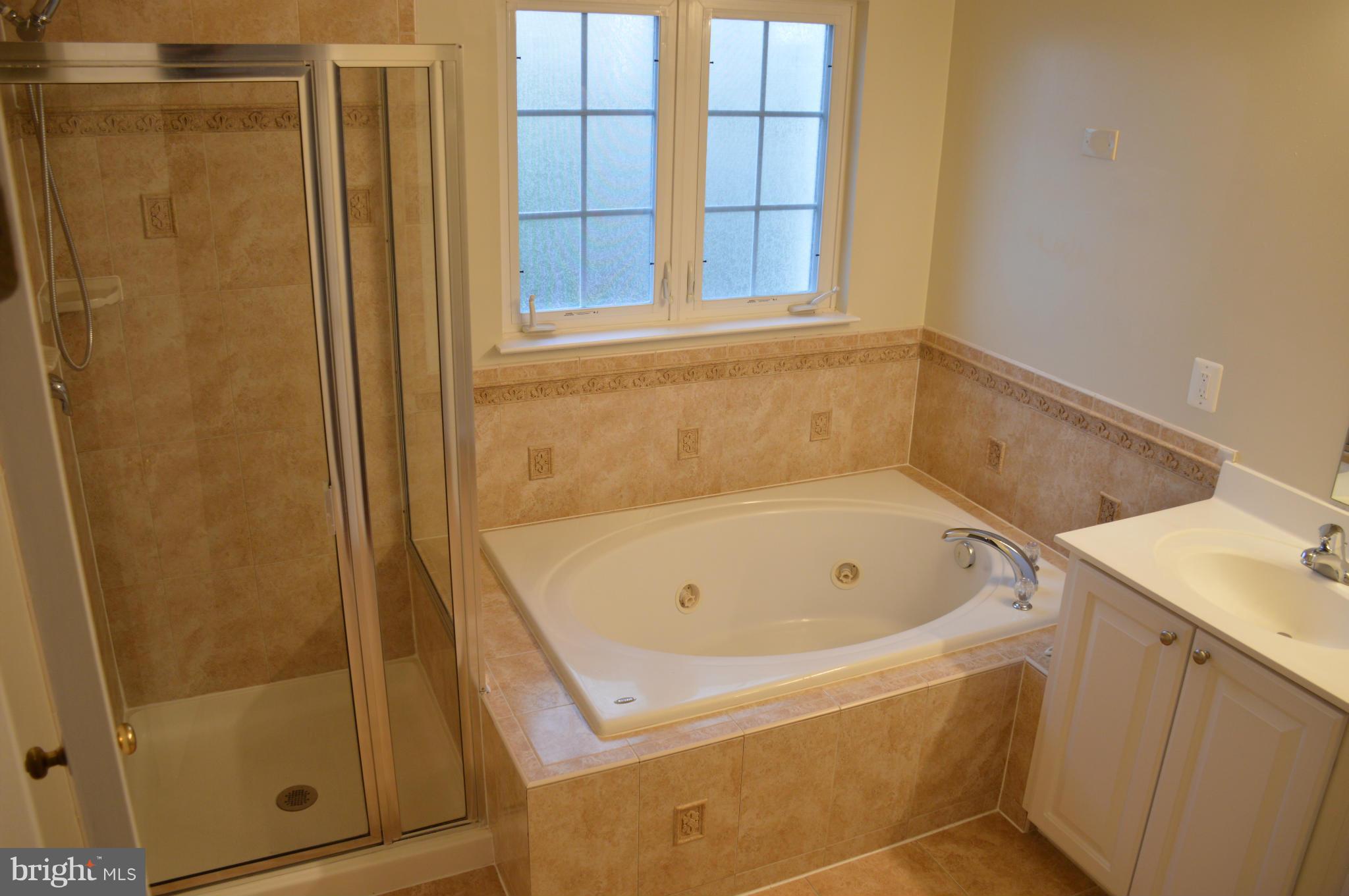 RIVERSIDE STATION - Residential Lease