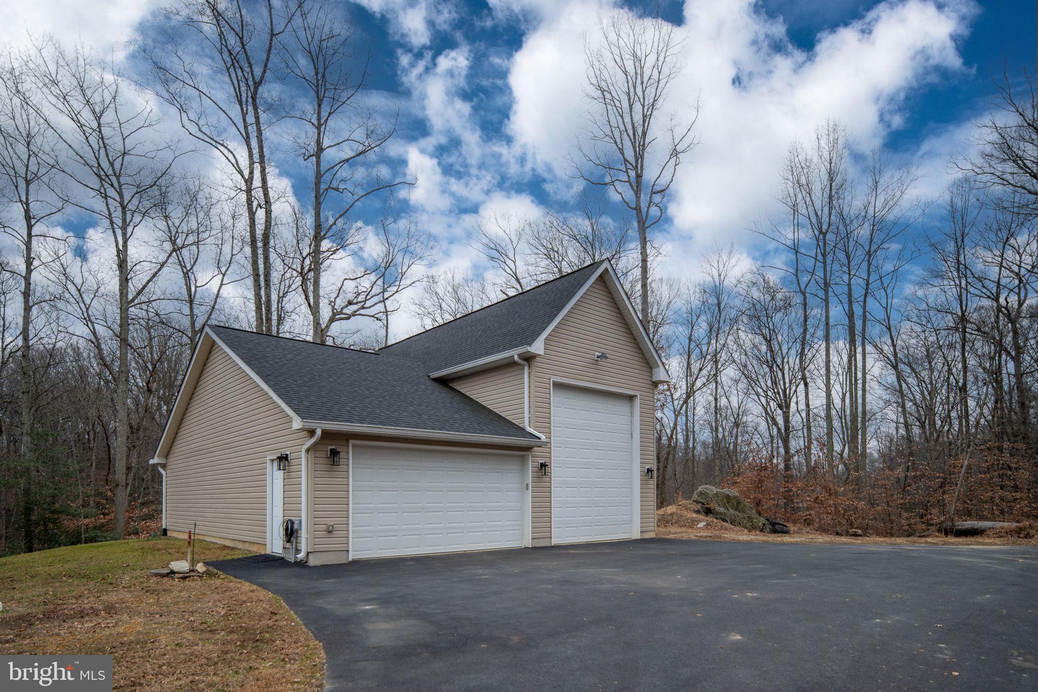 BROOKE RIDGE - Residential