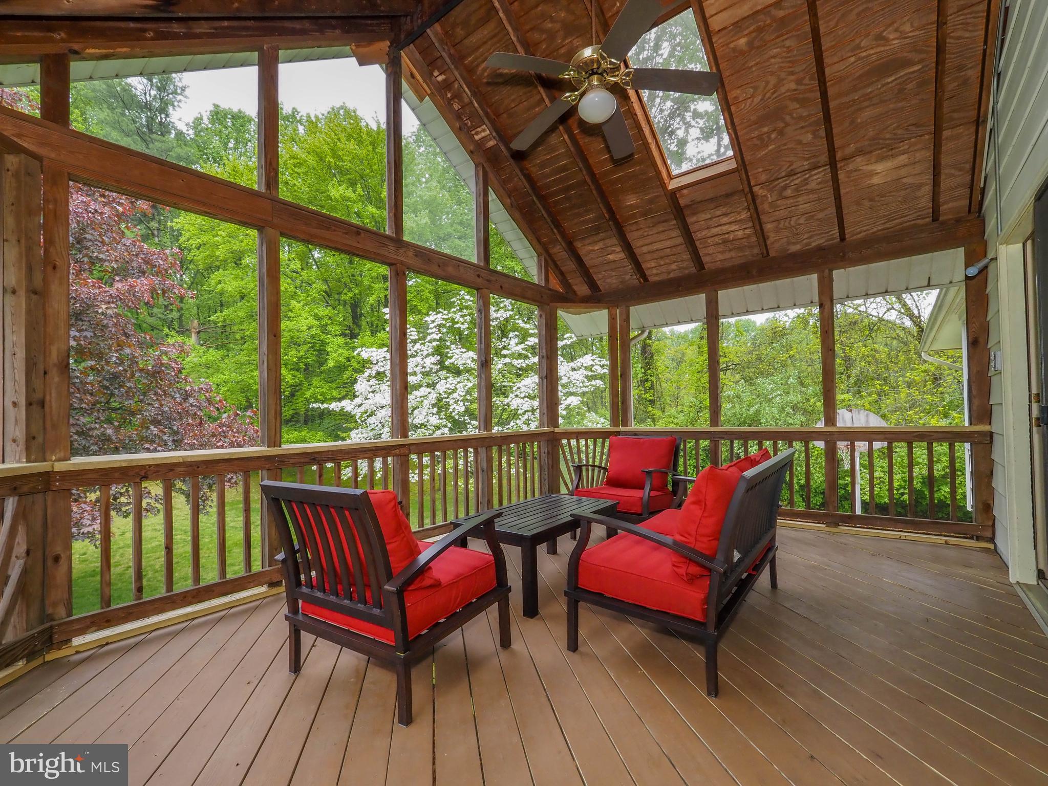 CAMELOT - Residential