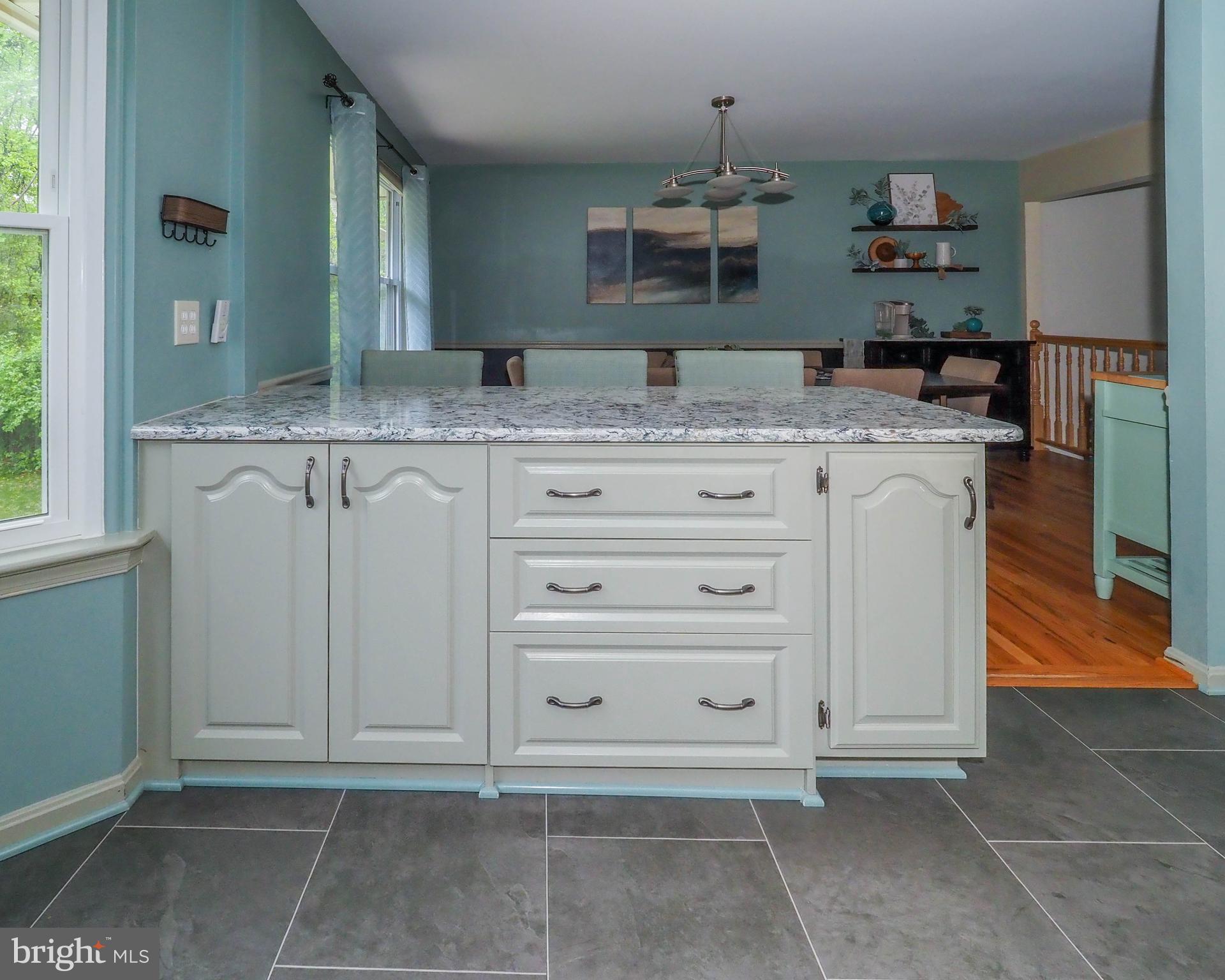 CAMELOT - Residential