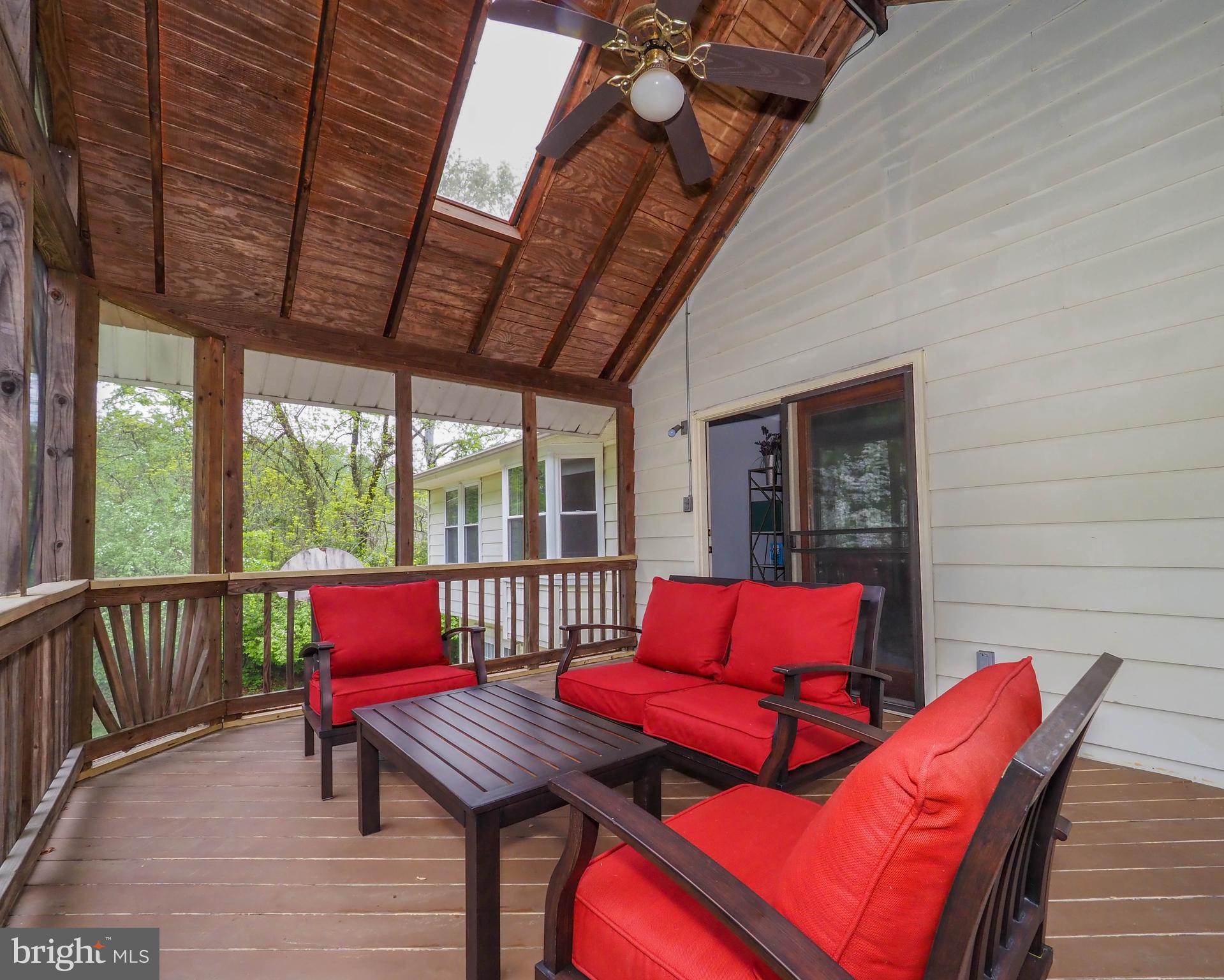 CAMELOT - Residential