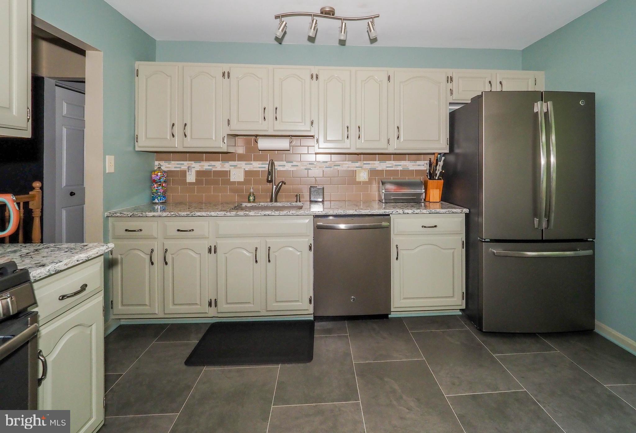 CAMELOT - Residential