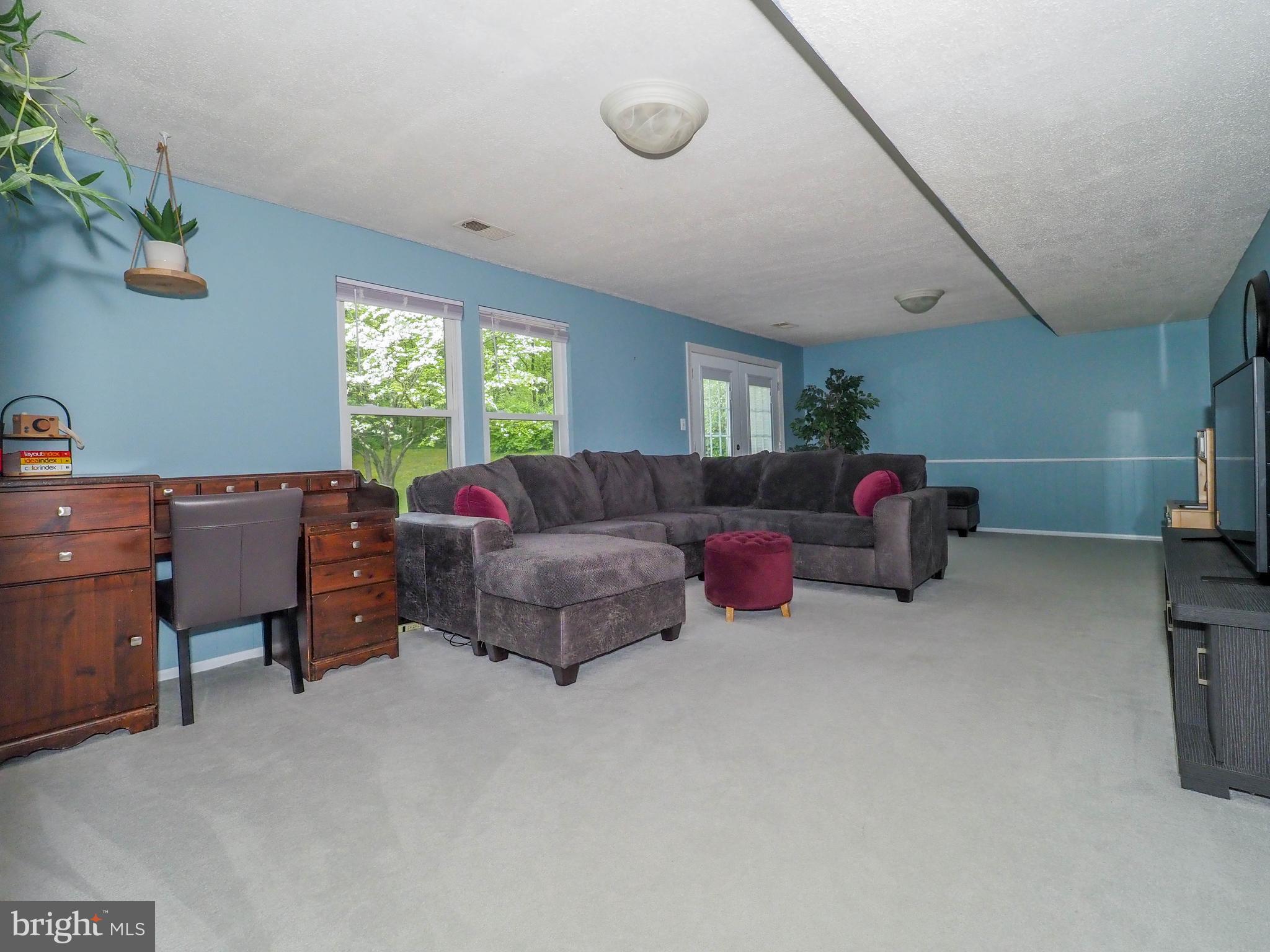 CAMELOT - Residential