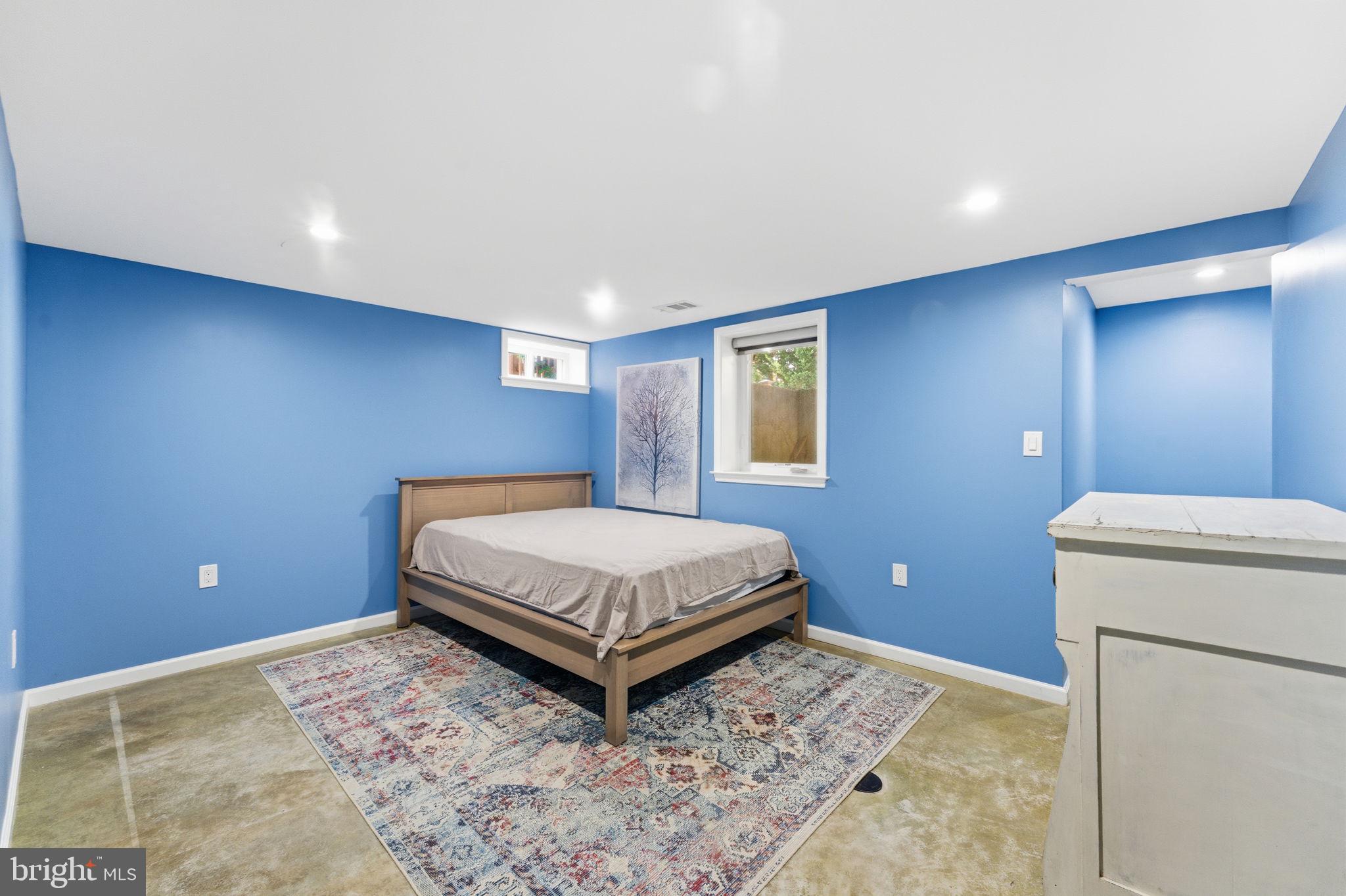 TAKOMA PARK - Residential Income