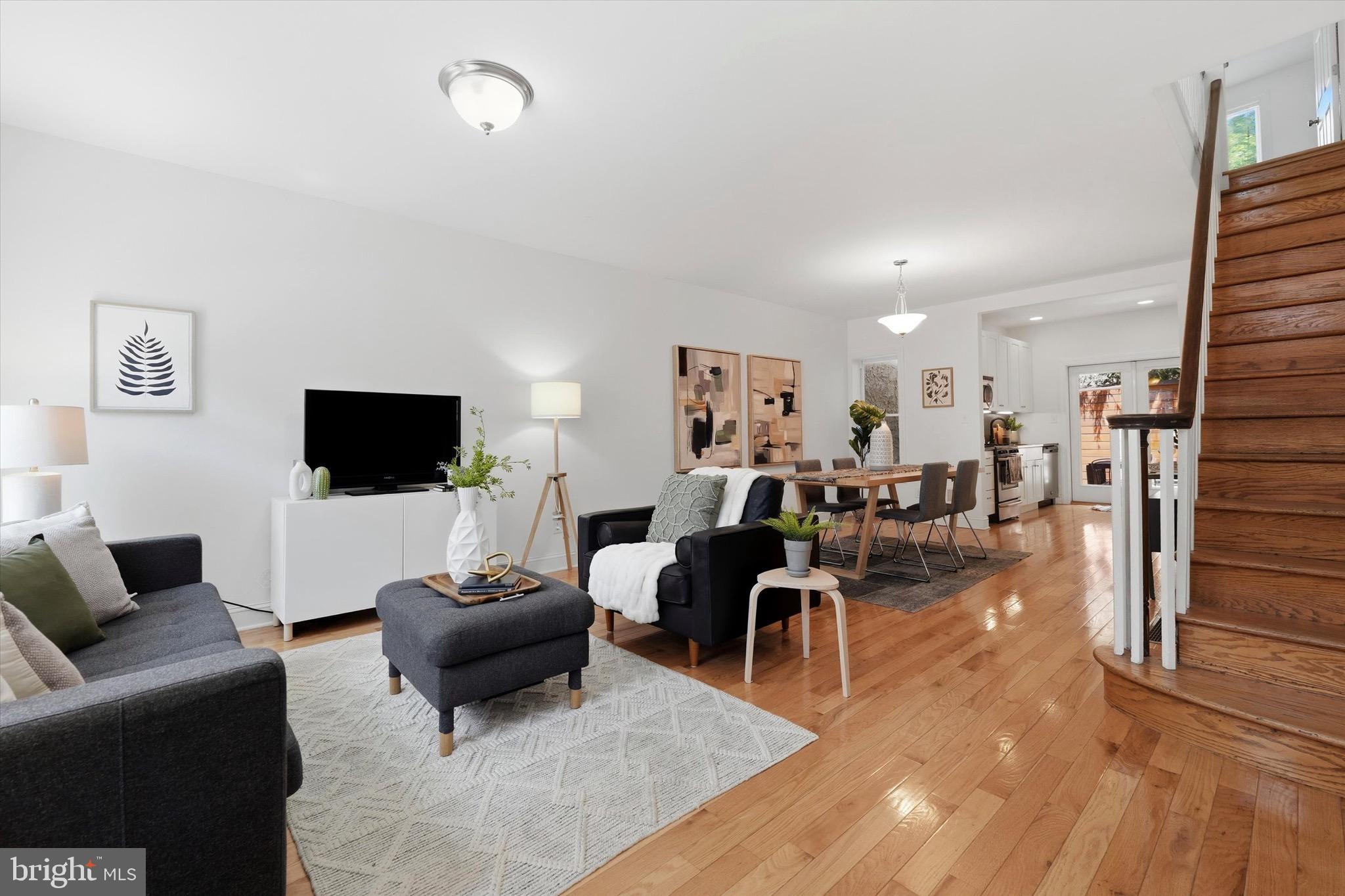 EAST PASSYUNK CROSSING - Residential