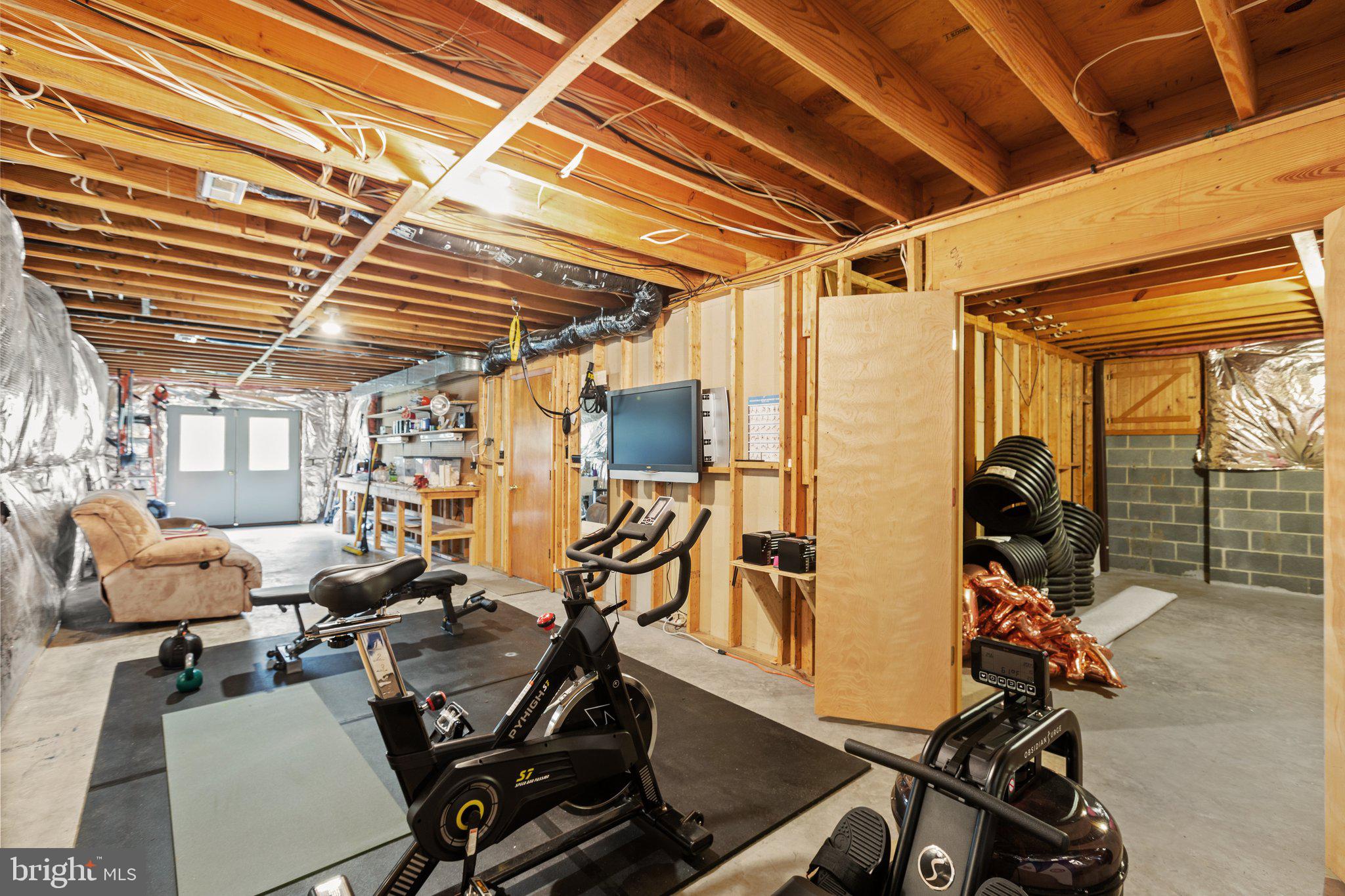 SEVEN LAKES - Residential