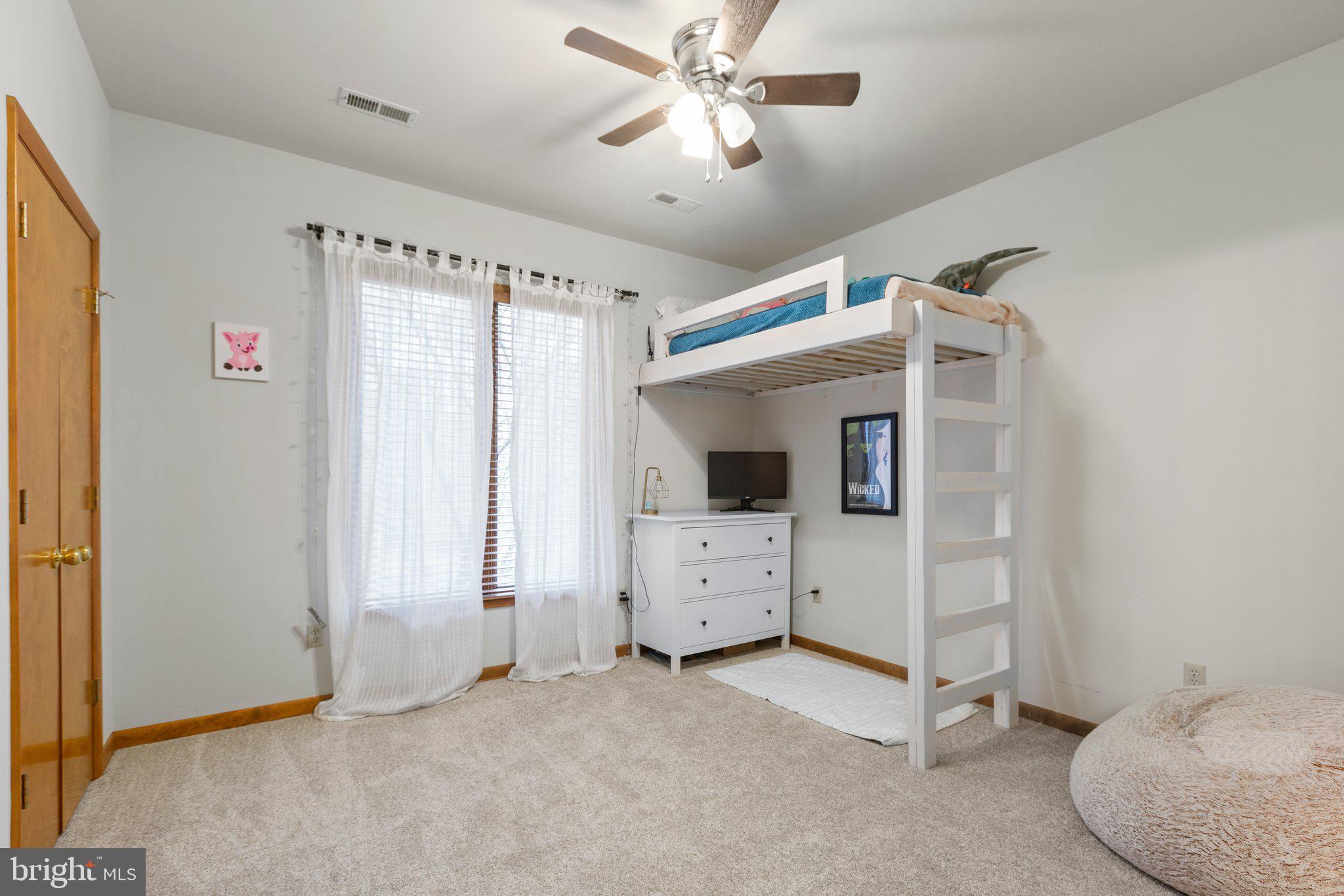 SEVEN LAKES - Residential