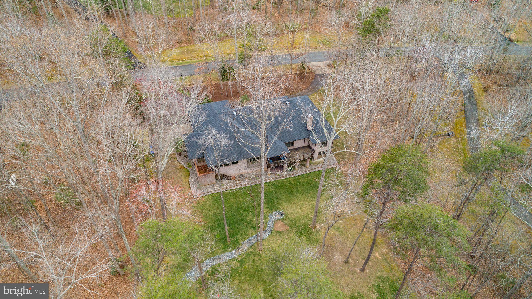 SEVEN LAKES - Residential