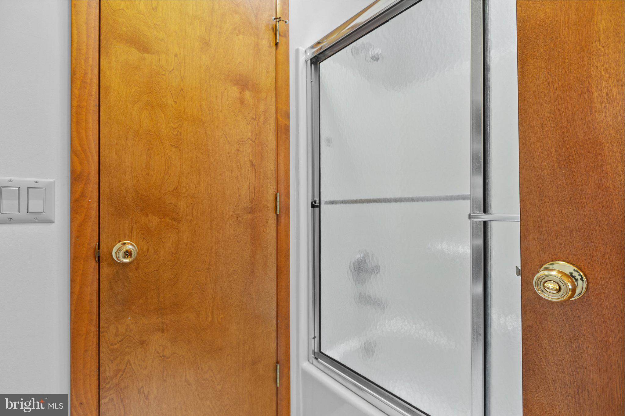 SEVEN LAKES - Residential