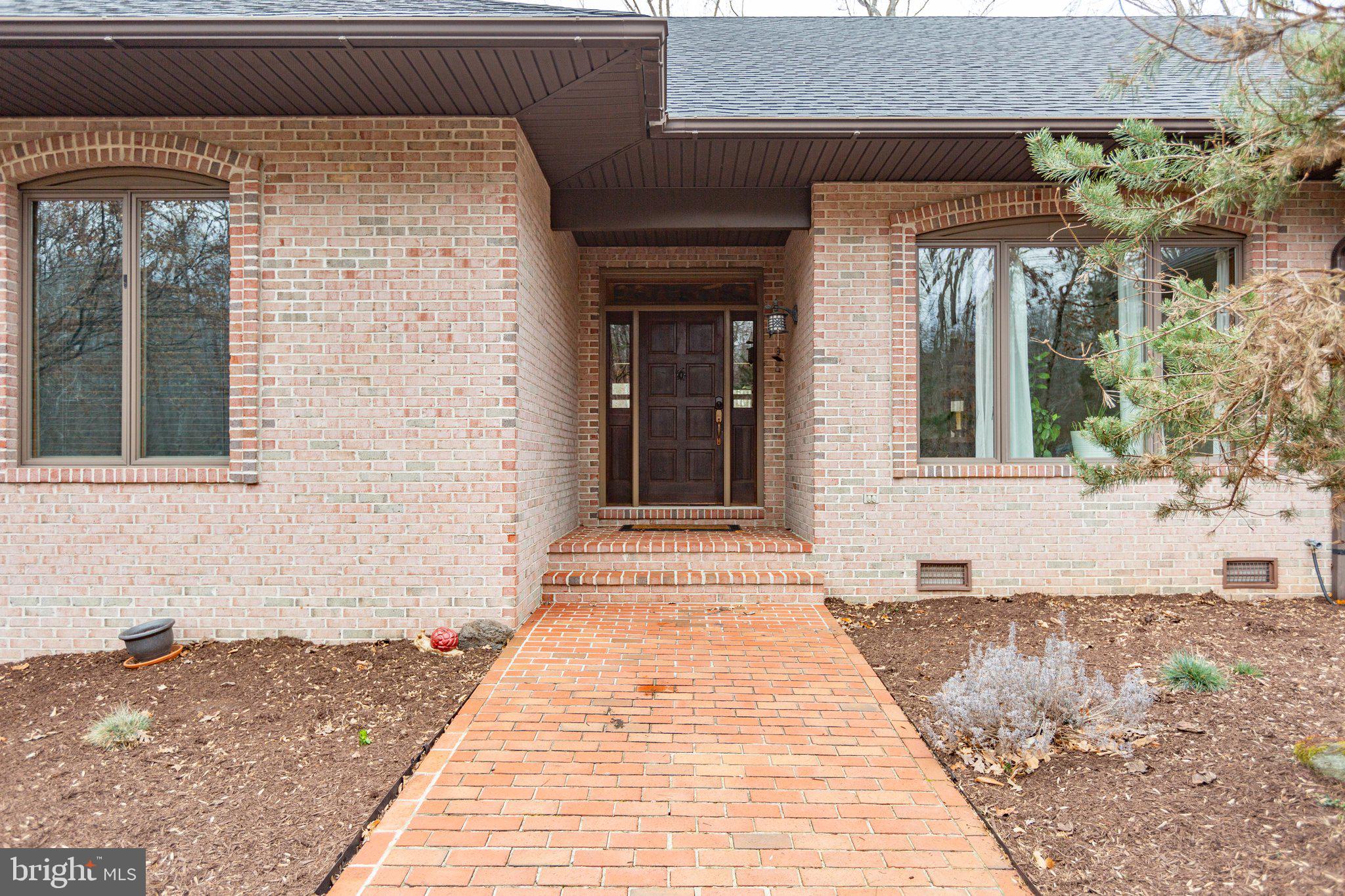 SEVEN LAKES - Residential