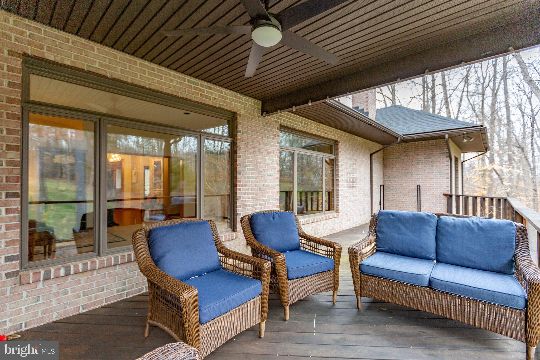 SEVEN LAKES - Residential