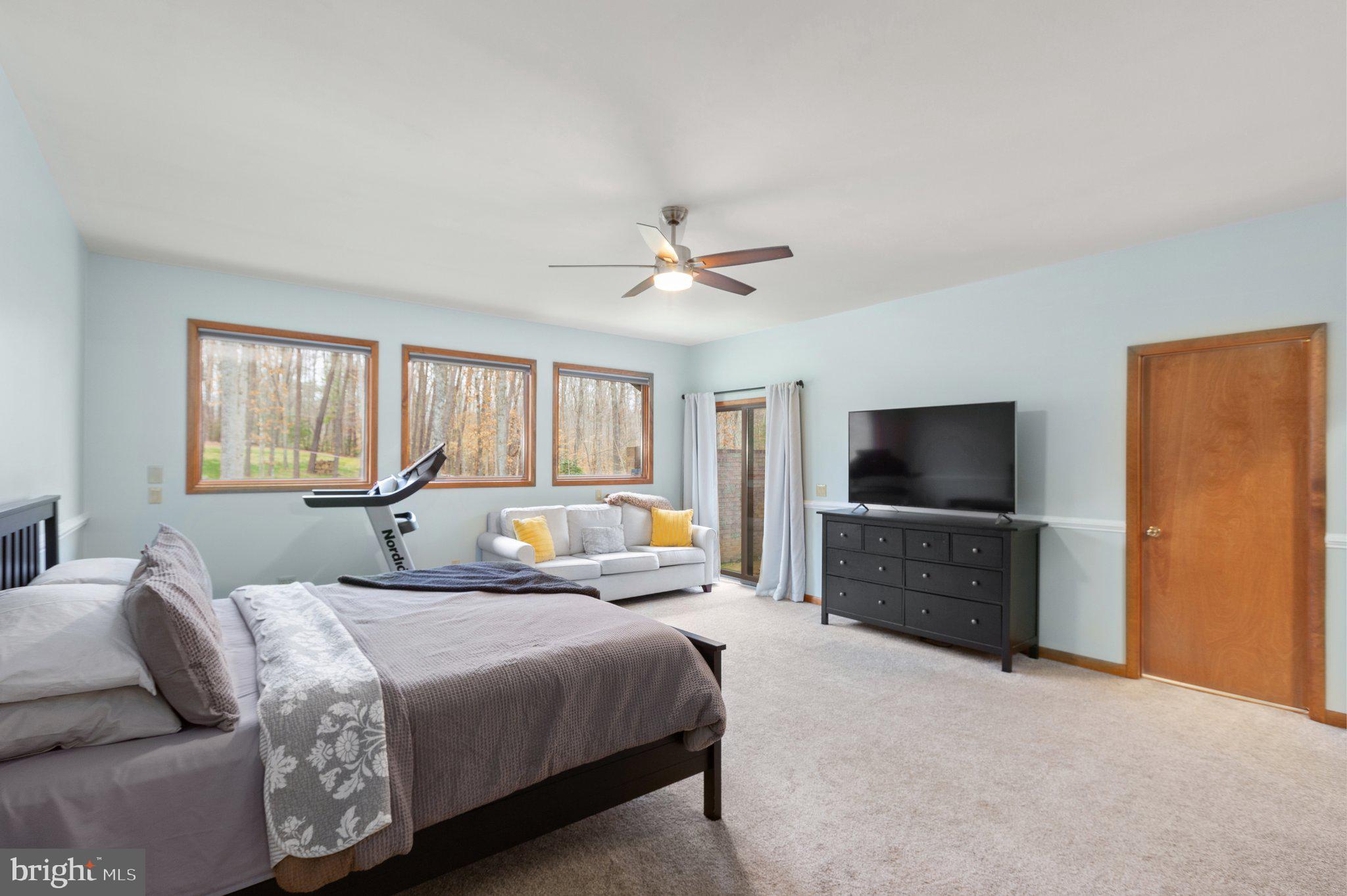 SEVEN LAKES - Residential