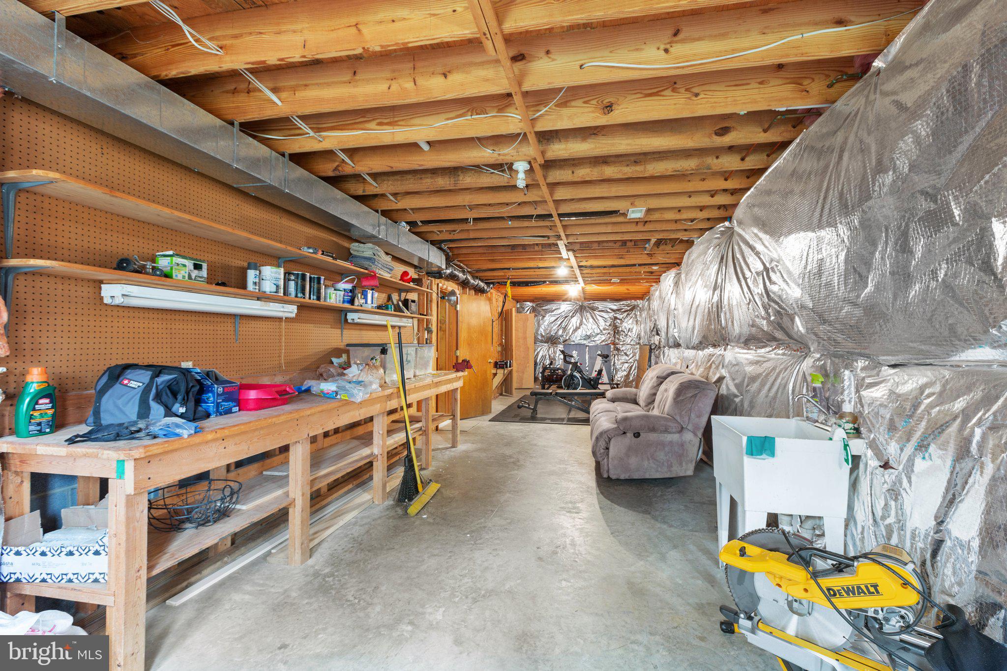 SEVEN LAKES - Residential