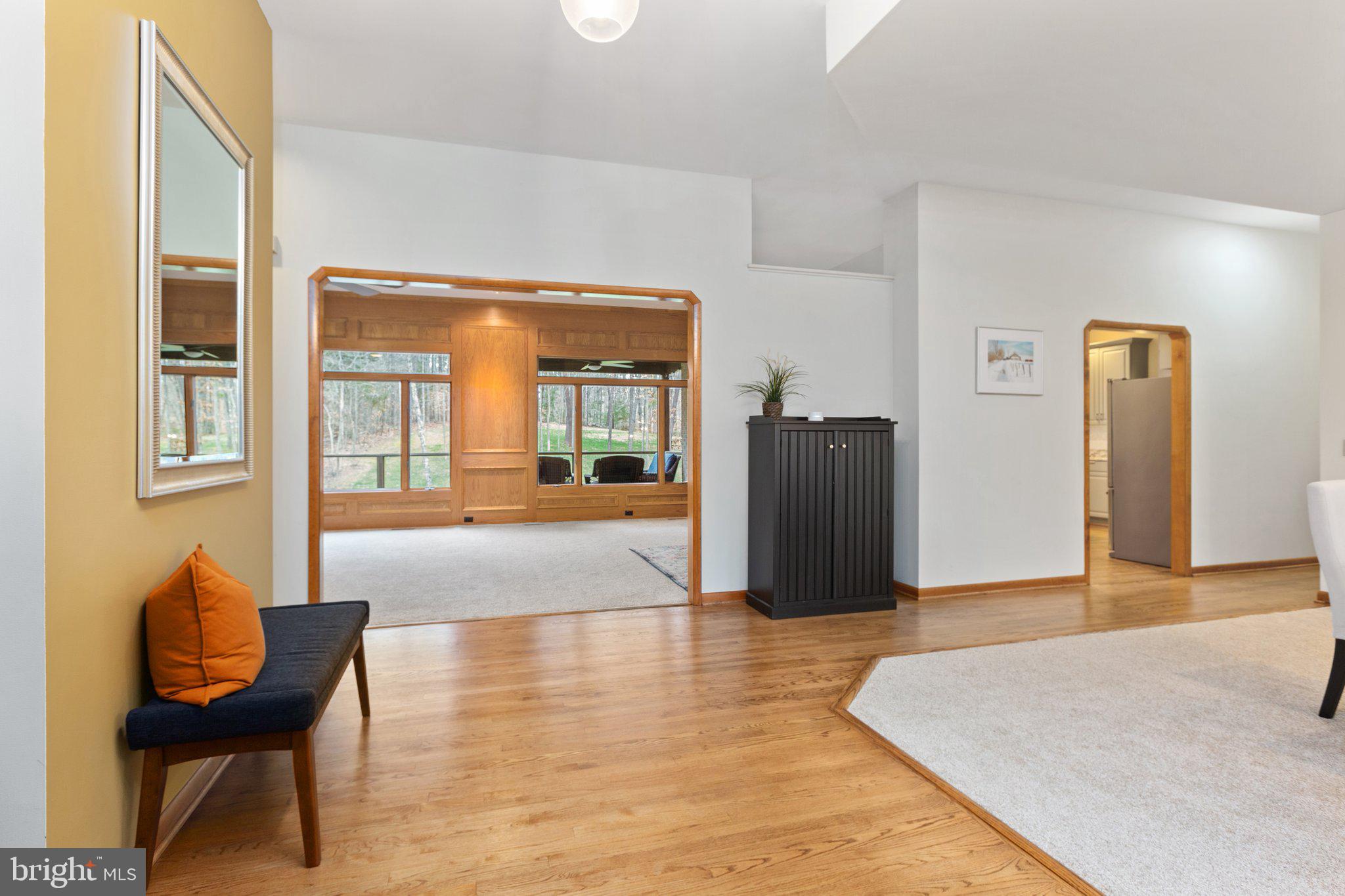 SEVEN LAKES - Residential